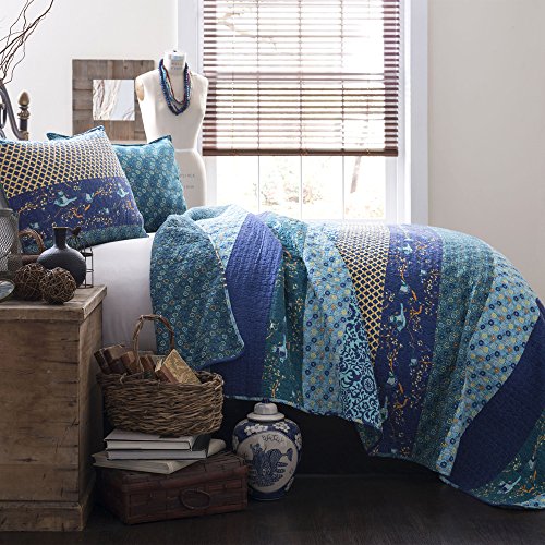 Image of Lush Decor Royal Empire Reversible Cotton Quilt Set, 3 Piece Set Full / Queen, Peacock - Striped Bedding Set - Floral Quilt Queen Size - Blue Bedding - Boho Decor
