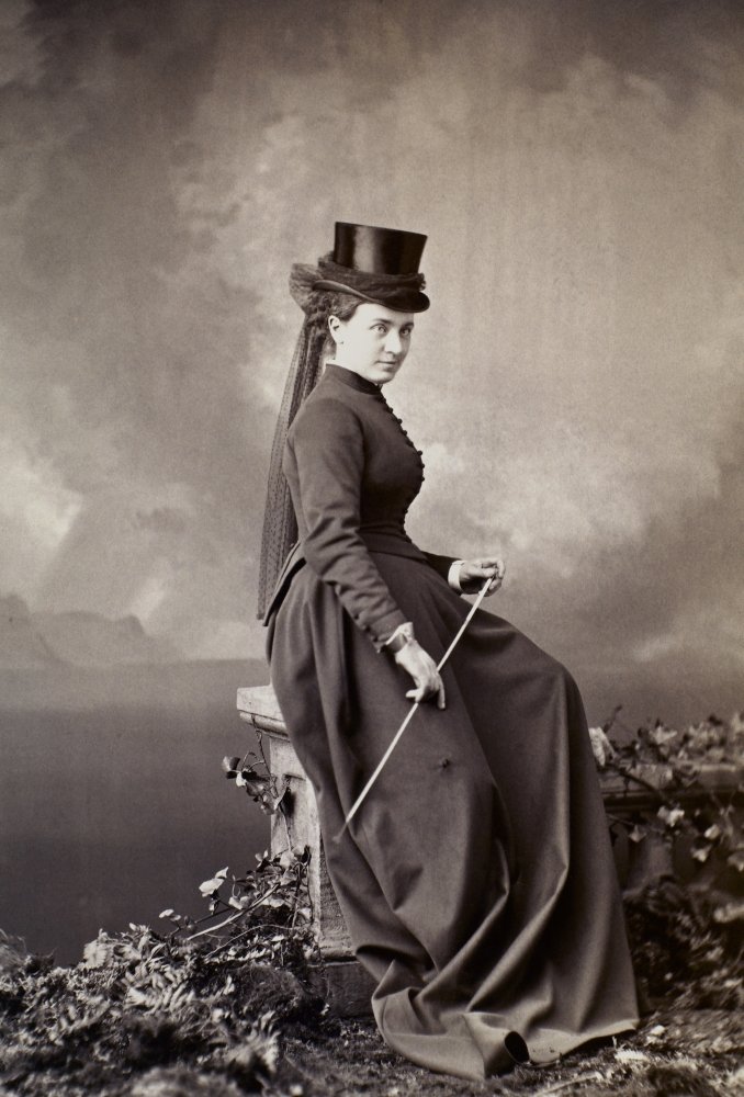 Amazon.com: WomenS Fashion 1880S Noriginal Cabinet Photograph