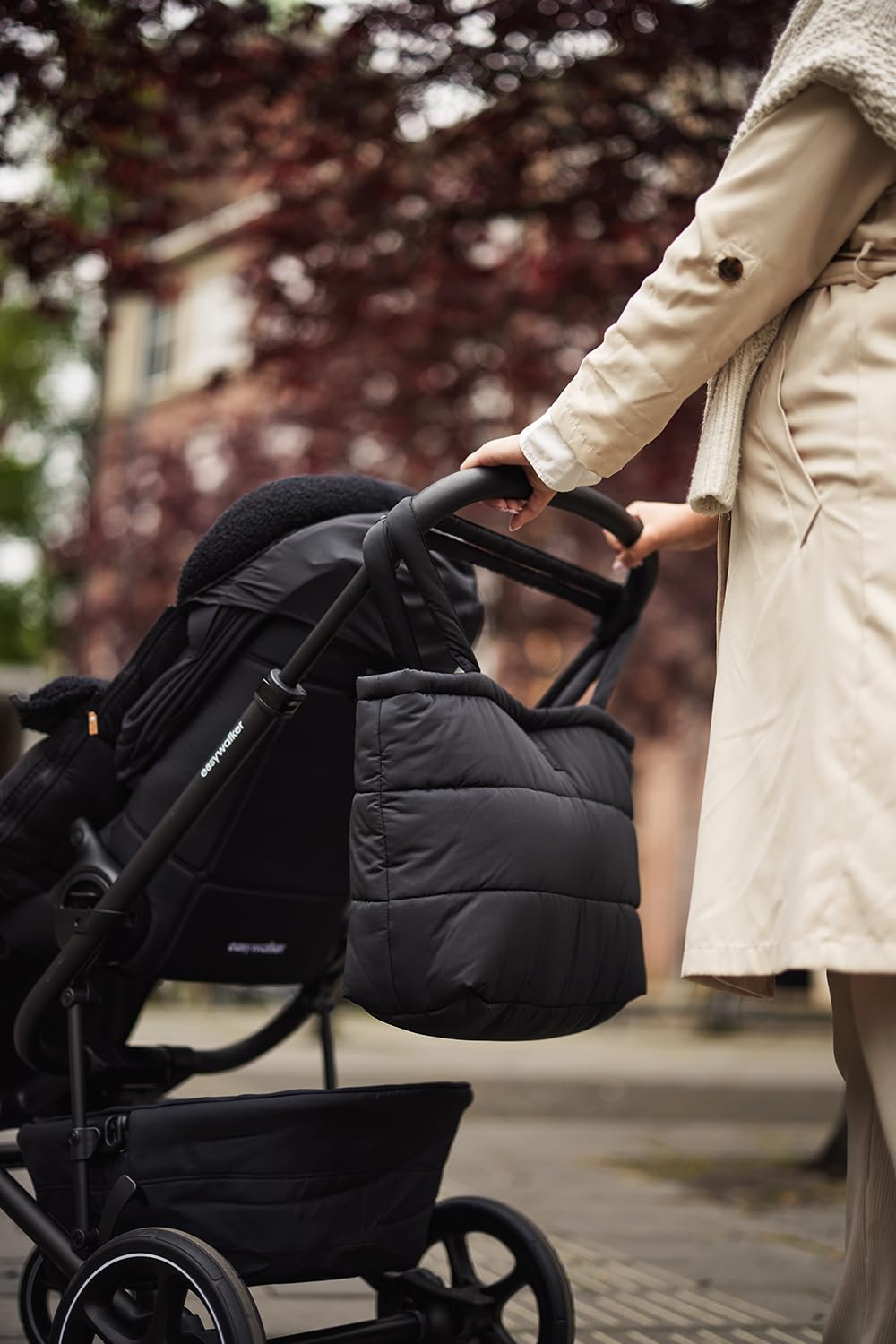 Jollein Fußsack Black - Für Buggy und Kinderwagen - Für 3-Punkt- und 5-Punkt-Gurt - Mit Teddy Gefütterter Fußsack Kinderwagen - Wasserabweisend - Schwarz
