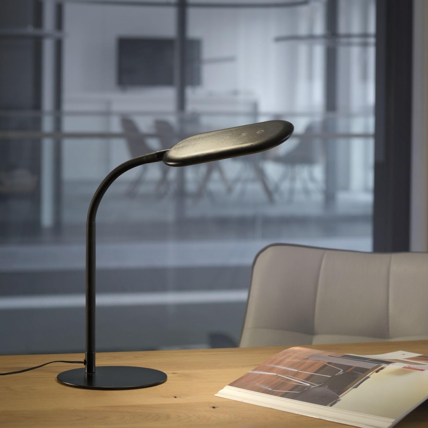 Licht-Erlebnisse LED Tischlampe Metall Schwarz Büro Schreibtisch H:59 cm 3000-6000 K 1180 lm 7 W Touch Dimmer Farbtemperaturwechsel flexible Tischleuchte Modern HESWIN