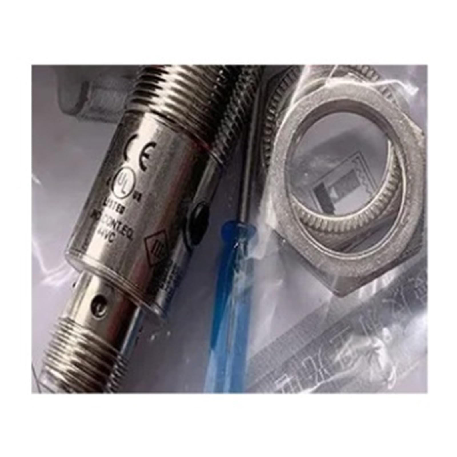 Y63z1y0 Obt200-18Gm60-E4-V1 2Pcs Proximity Switch Obt500-18Gm60-E4-V1 Obt500-18Gm60-E5-V1 Obt200-18Gm60-E5-V1(Obt200-18Gm60-E4-V1)