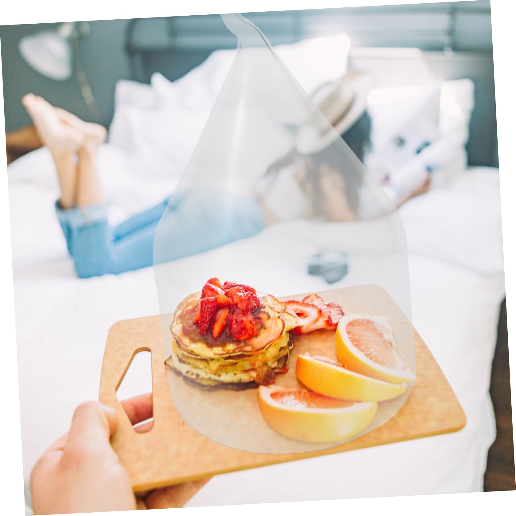 BRIGHTFUFU 1Pc Creative Smoky Glass Food Cover Elegant Glass Hood for Catering Weddings Buffets Holiday Meals Design for Stylish Presentation