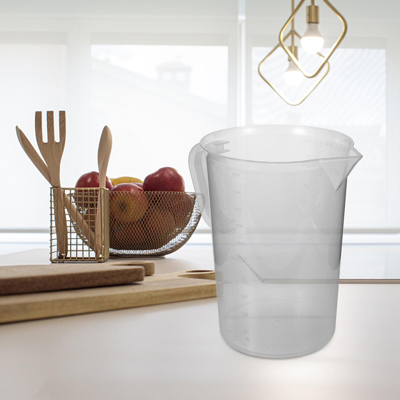 DOITOOL Misurino Graduato 5000ml in Plastica Resistente, Doppia Scala e Manico Ergonomico, Strumento di Misura Pratico per Cucina Domestica e Cottura Professionale