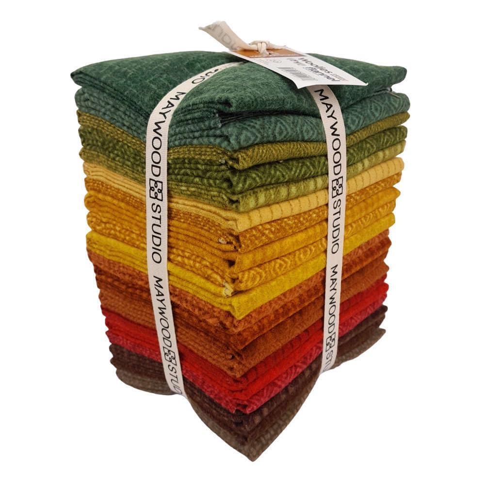 Maywood Studio Bonnie Sullivan Woolies Flannel Desert Sunset 20 Fat Quarters