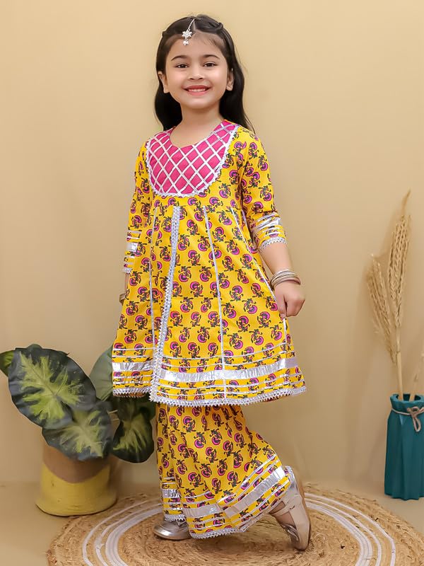 Image of superminis Girls Cotton Floral Printed Gotta Work 3 /4 Sleeves Sharara Suit Ethnic Wear Set