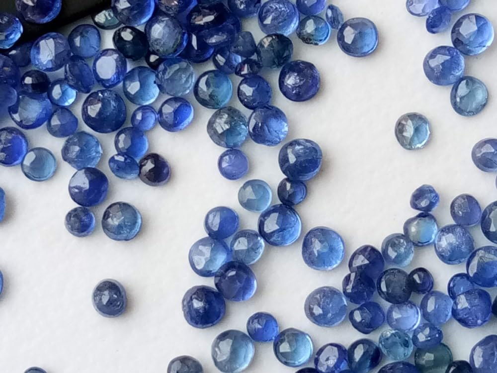 kamienie o szlifie niebieskim szafirem o średnicy 1–2,5 mm, Naturalny okrągły szlifowany szafirowy kamień, Okrągłe kamienie o szlifie szafirowym na biżuterię (opcje od 1 do 5 karnetów) - APH37