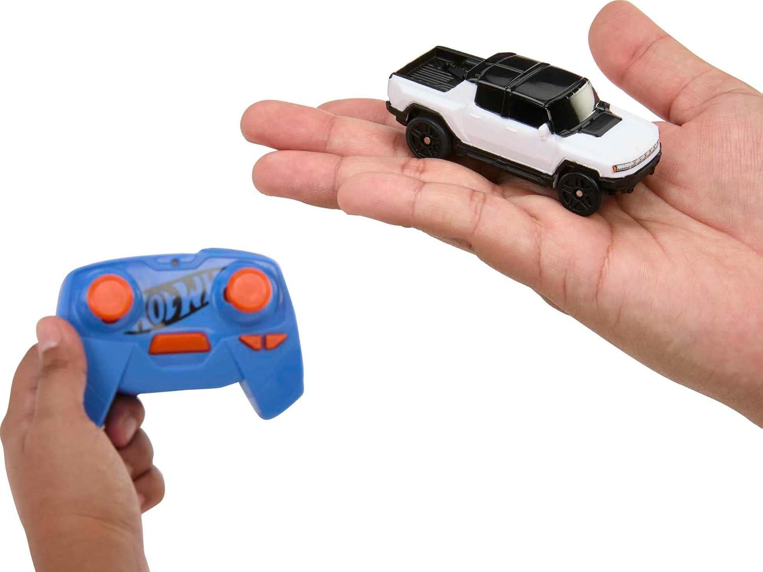 Hot Wheels 1:64 Scale RC Toy Car, Remote-Control Hummer EV for On & Off Track Racing with USB Cable for Recharging
