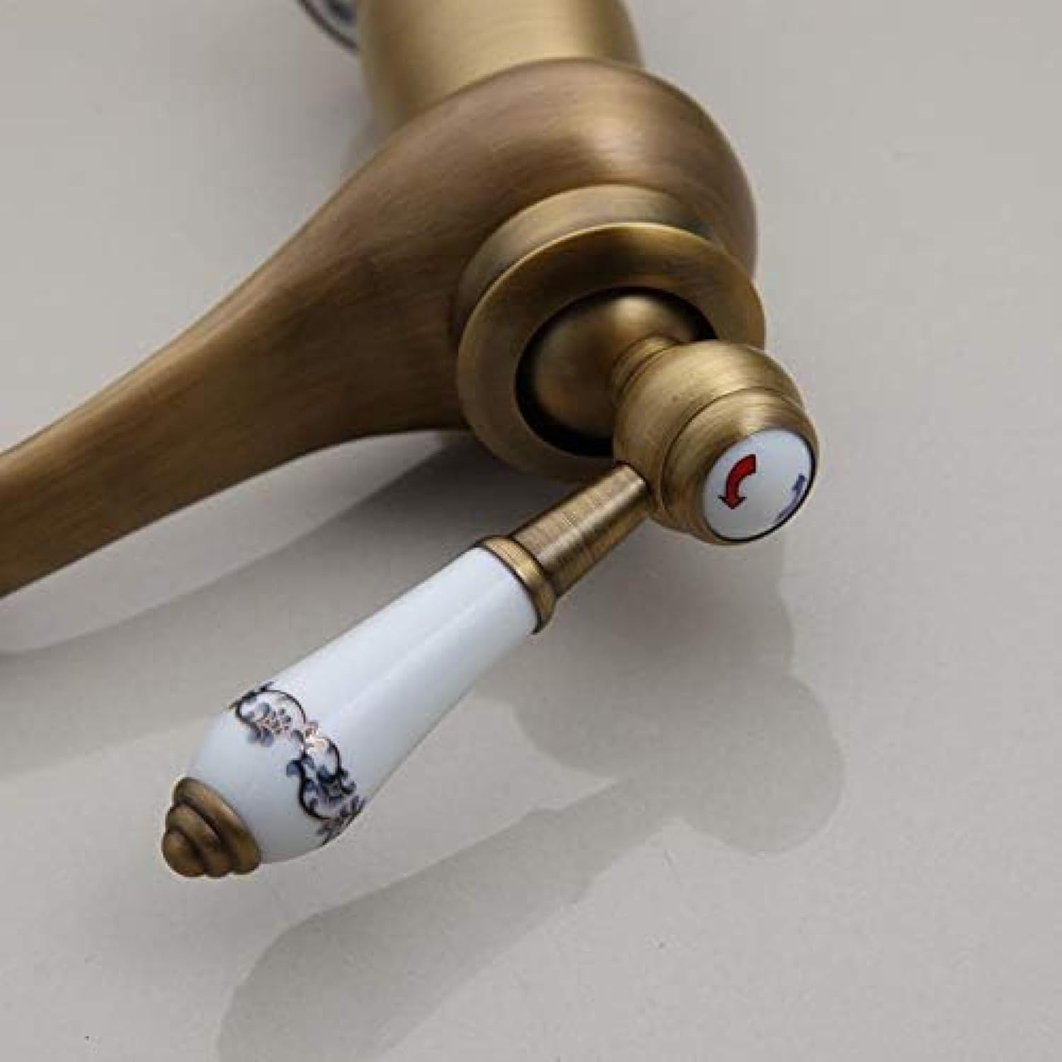 A966-10/サントリーウイスキー響/リラギター型ボトル/楽器シリーズ