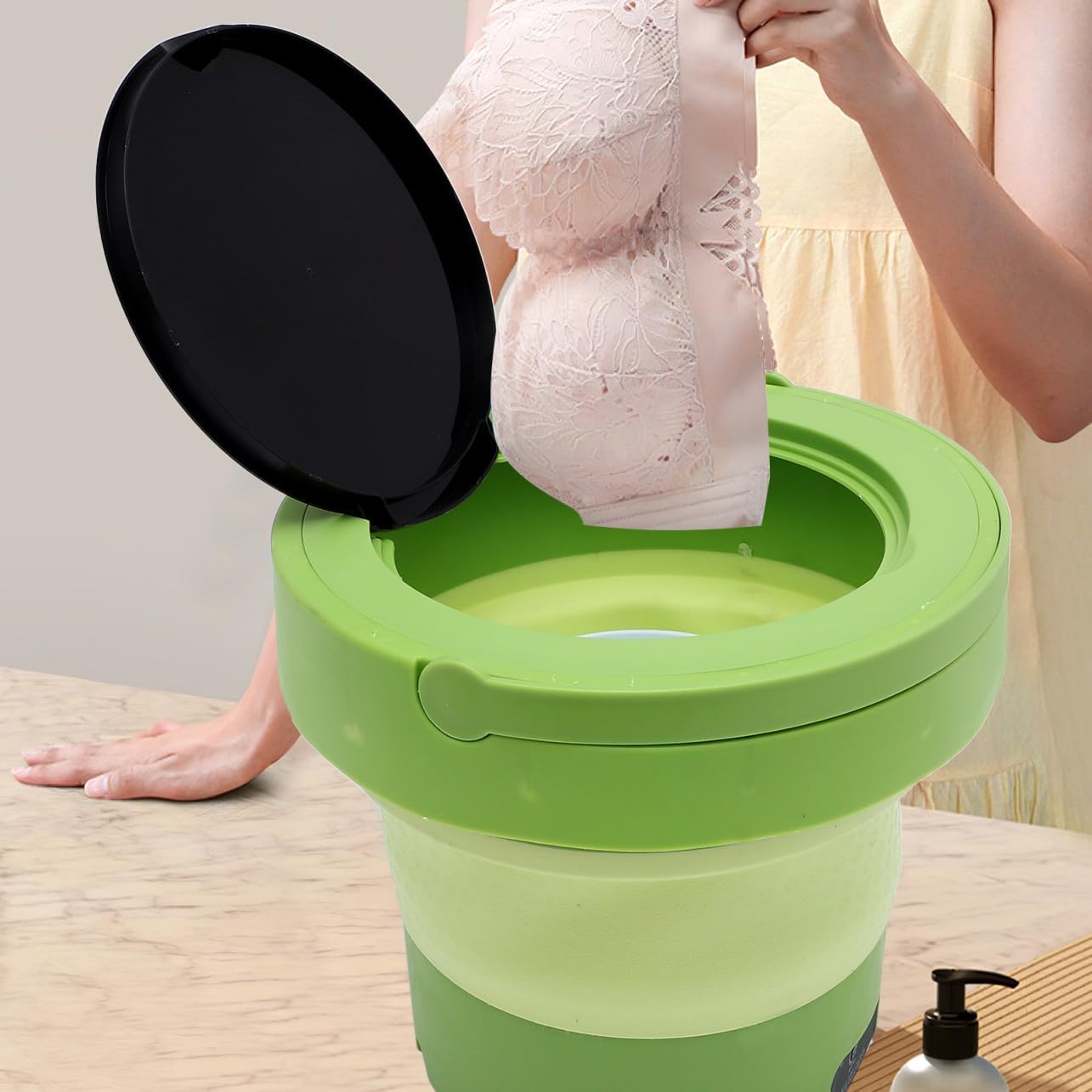 Portable Foldable Mini Washing Machine 6L Capacity with US Plug, Compact Portable Washer for Travel, Camping, Dorm and Apartment Use, Small Laundry Machine for Delicates and