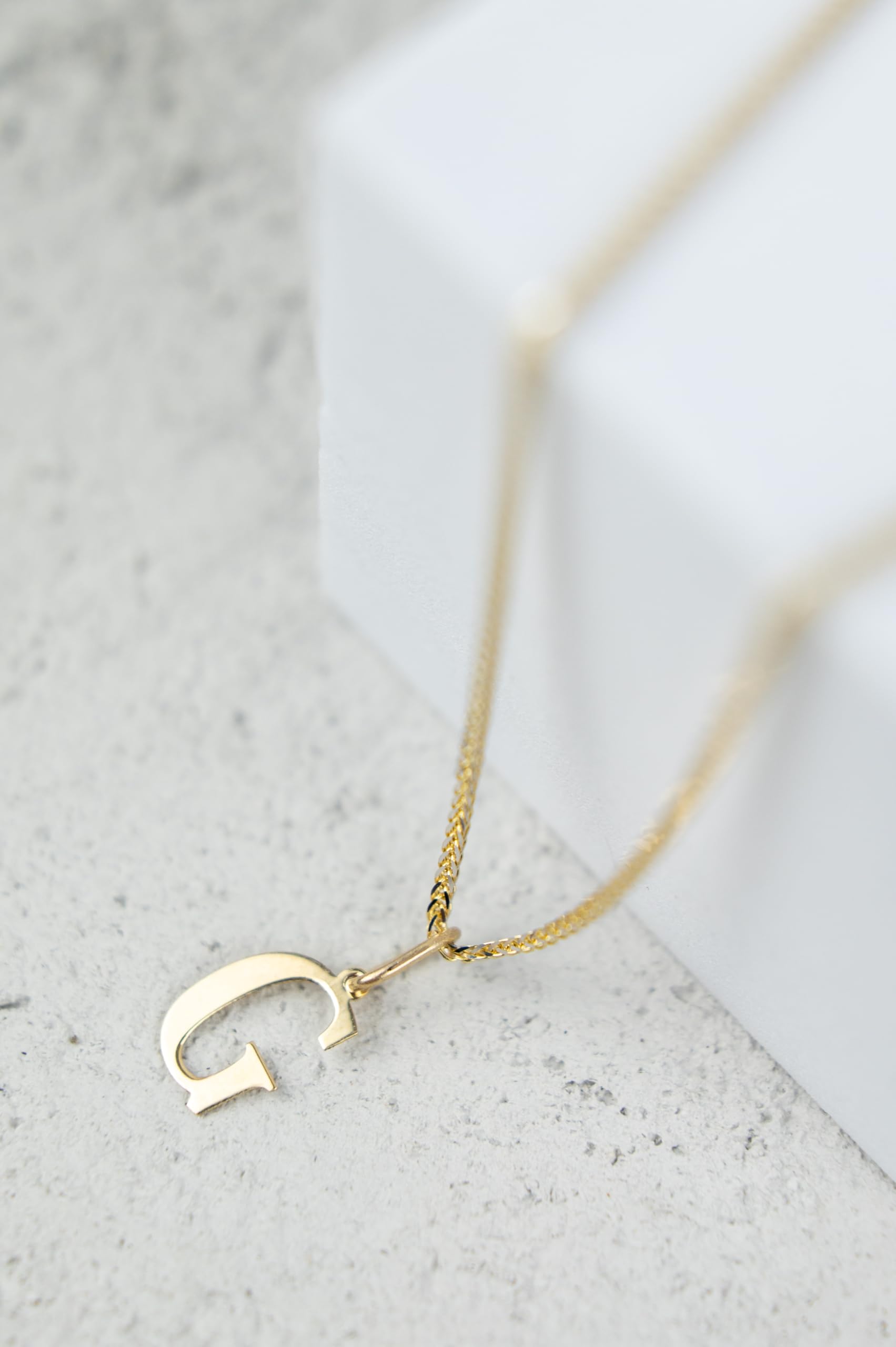 Rodium – Buchstabenanhänger G aus 585er Gelbgold – 14-Karat-Initialen-Anhänger für Halskette oder Armband – Geschenk für Frauen – hergestellt in Italien
