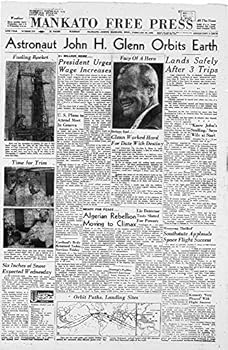 Hardcover Famous Front Pages - Free Press Book