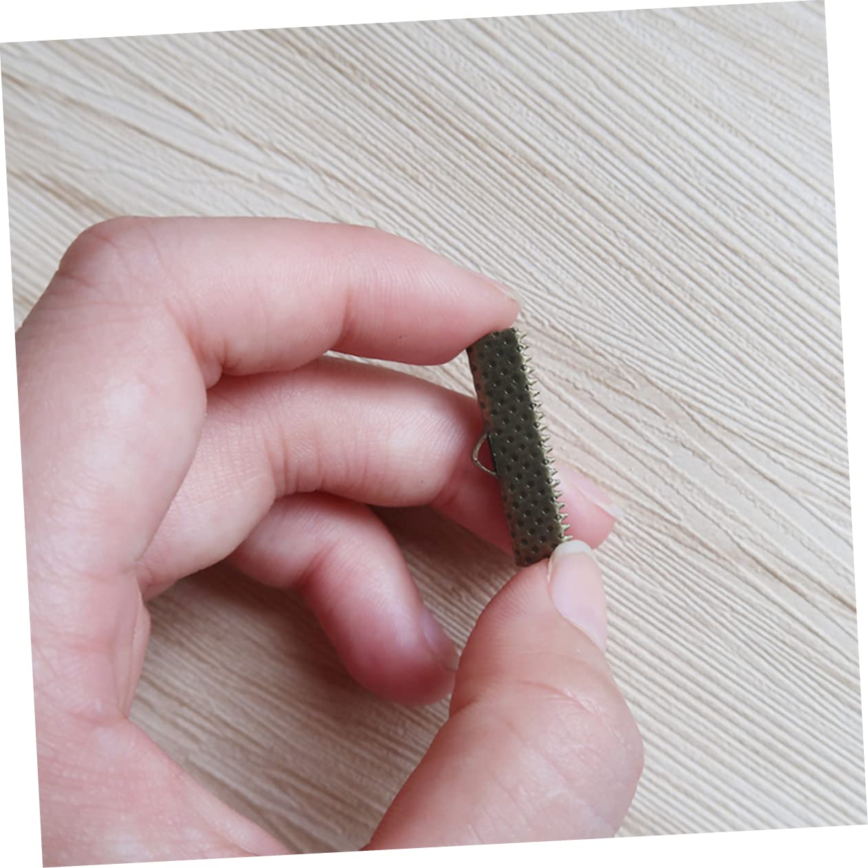 Beatifufu DIY Jewelry Accessories Set 100pcs Metal Fastener Clasps Plated Ribbon Ends Cord Ends Buckles for Choker Necklace Bracelet