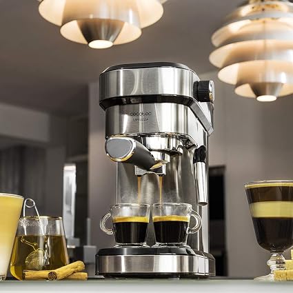 Cecotec Cafetera Express Cafelizzia 790 Steel para espressos y cappuccinos,  Brazo portafiltros con Doble Salida y Dos filtros, 20 Bares de Presión,  Depósito extraíble de 1,2L, 1350W, Acero : Amazon.es: Hogar y cocina