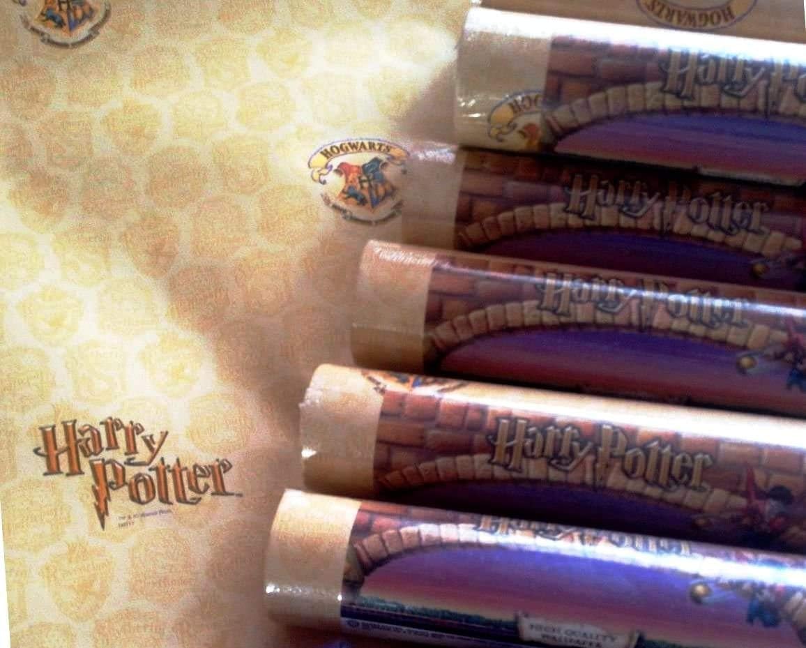 Amazon Co Jp ホグワーツ魔法使いの学校 ハリーポッター公式壁紙 Diy Tools Garden