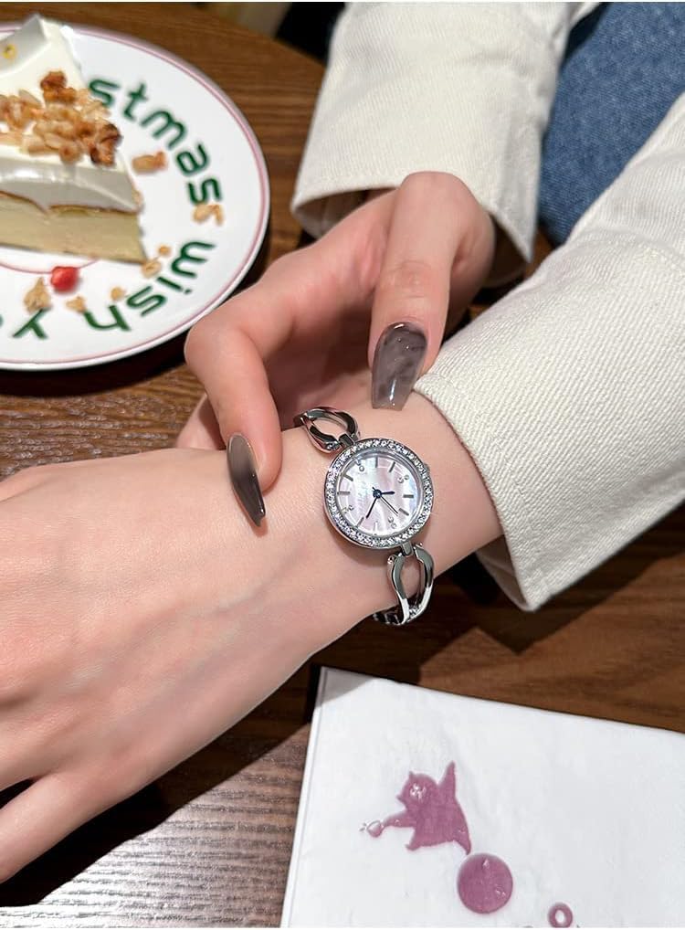 XCZAP Ladies Fashion Exquisite Compact Quartz Watch Elegant Luxury Silver Women Watches Designer Alloy Waterproof Bracelet Wristwatch