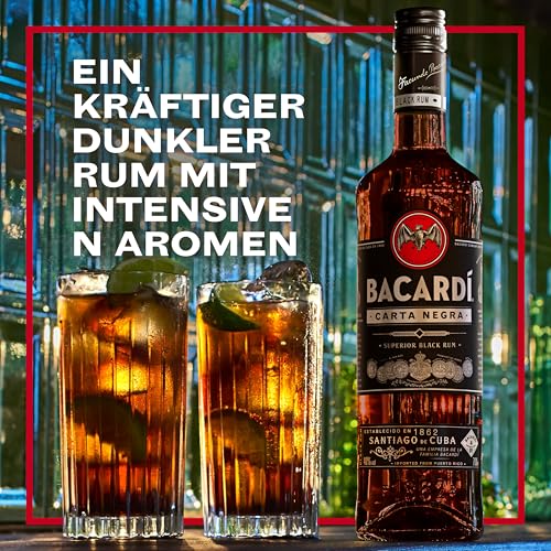 BACARDÍ Carta Negra Superior Black Rum, 37,5% Vol., 70 cl/700 ml, legendärer dunkler Karibik-Rum, für tropische Cocktails