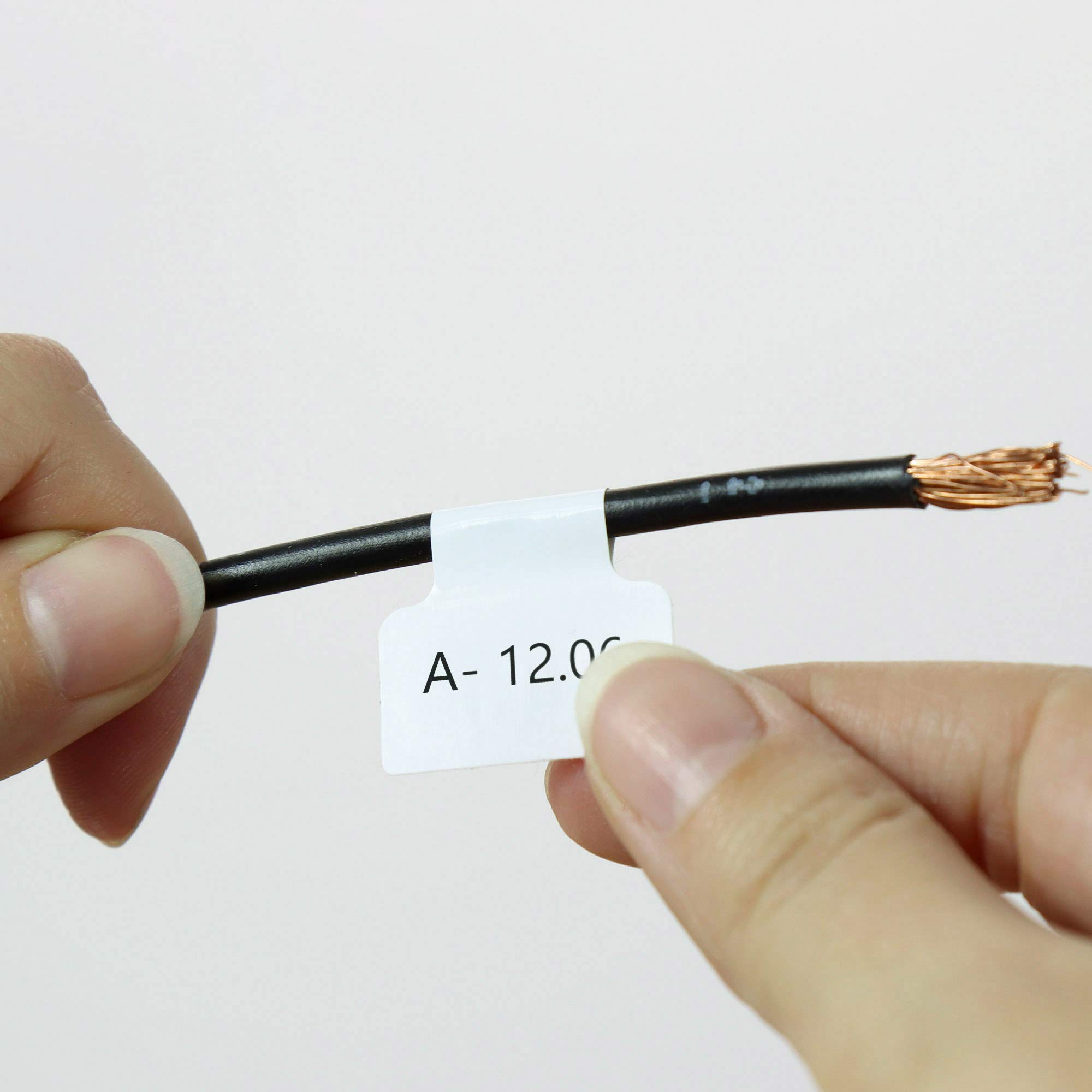 Labelident Kabeletiketten - 25 x 50 mm - 3.000 Kabelanhängeetiketten auf 76 mm Kern, Kabelfahnen für Kabel-Ø 3,0-6,5 mm