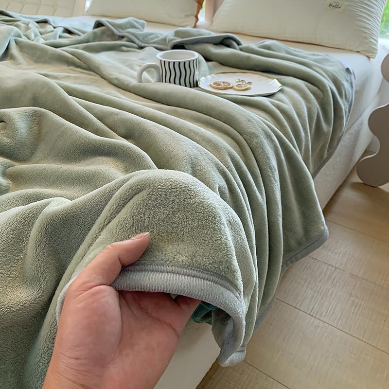Couverture de canapé chaude en flanelle pour soulager le frisson des soirées d'hiver froides