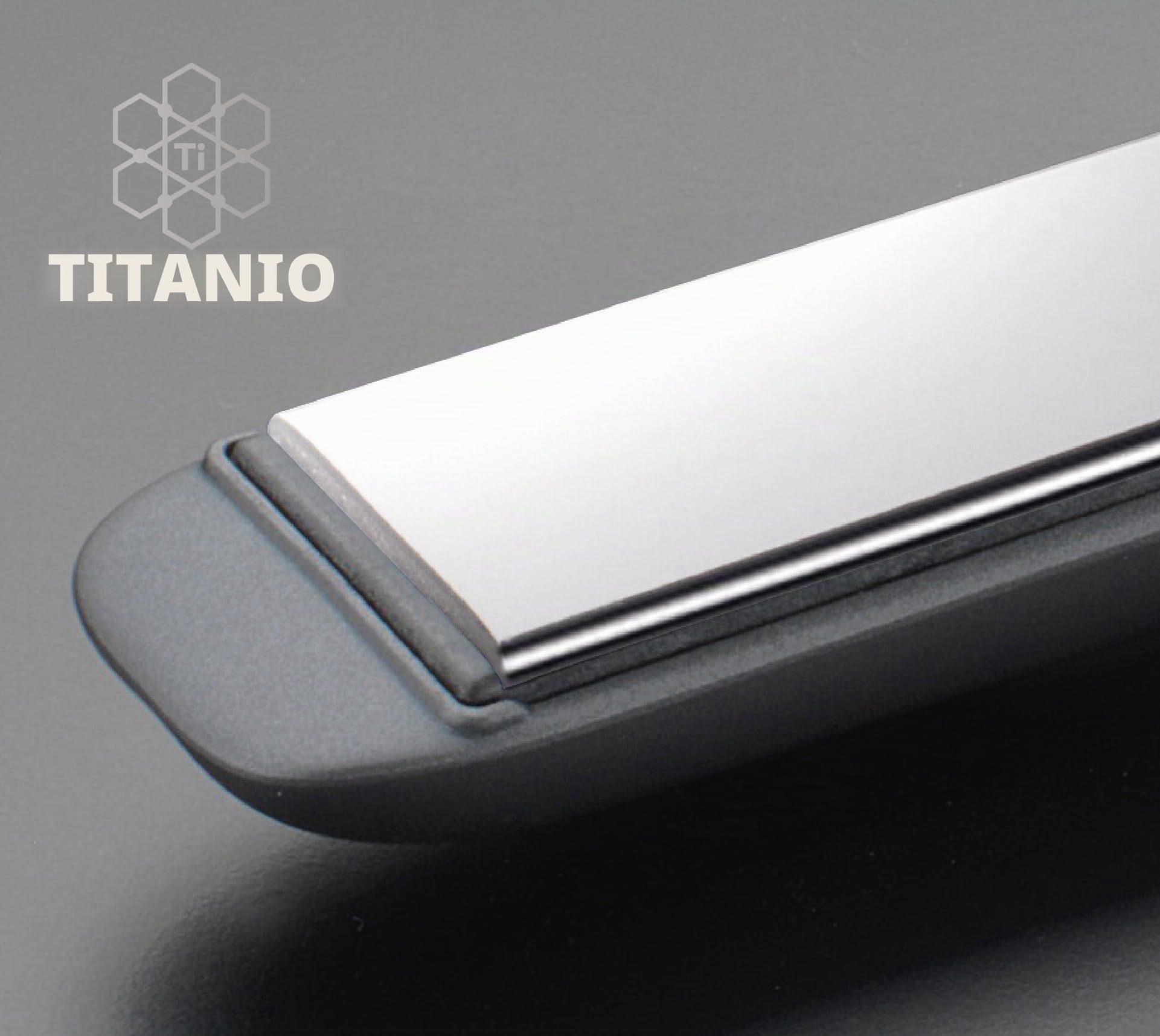 Diva Pro Styling Precious Metals Professional Touch Plancha de pelo Titanio con aceite de argán de macadamia y placas de cerámica infundidas con queratina
