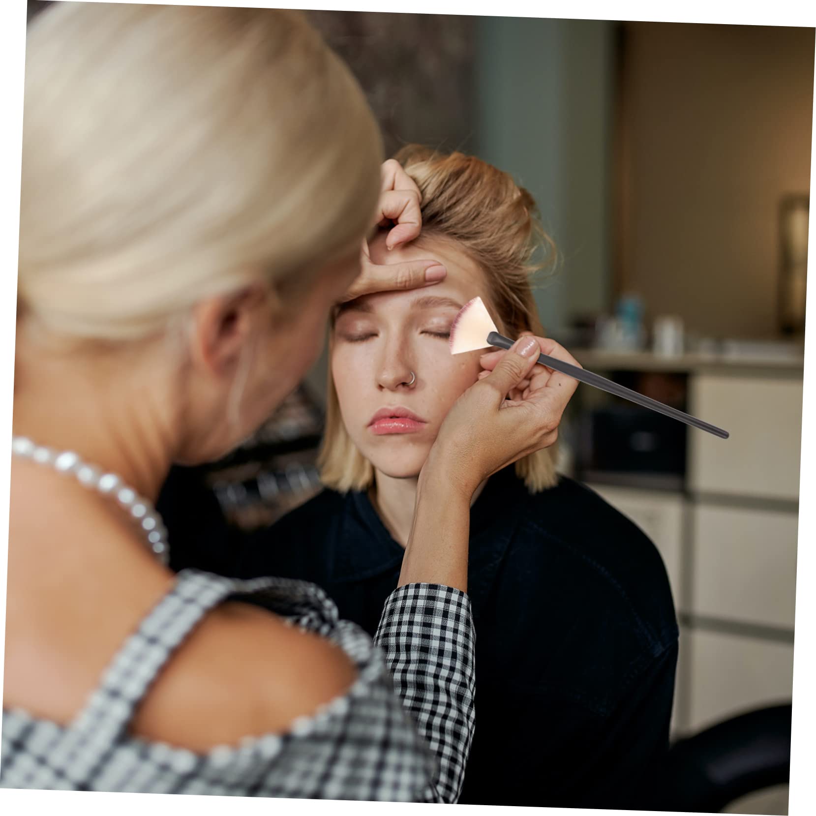 Baluue Smooth Coverage Face Mask Brush 12pcs Fan Shaped Beauty Tools Retractable Makeup Brush