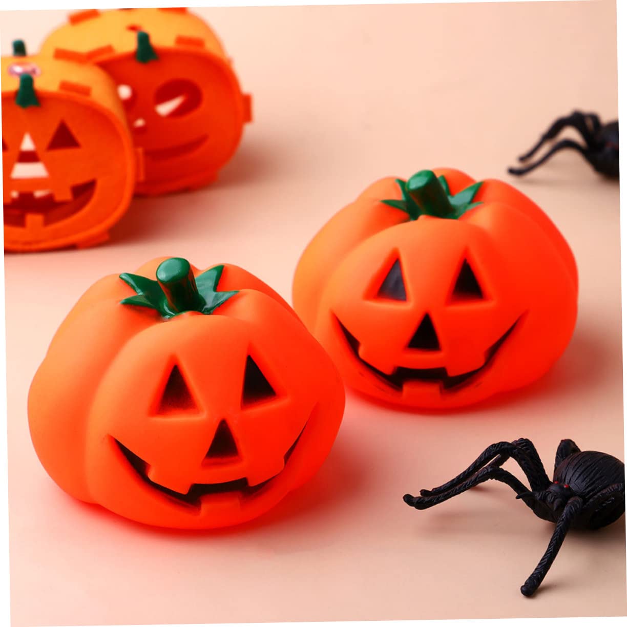 WOONEKY 8stücke Teiliges Halloween Kürbis Quietschspielzeug Für Kleine Hunde Interaktives Kauspielzeug Gesunder Kaubedürfnisse Für Haustierbesitzer