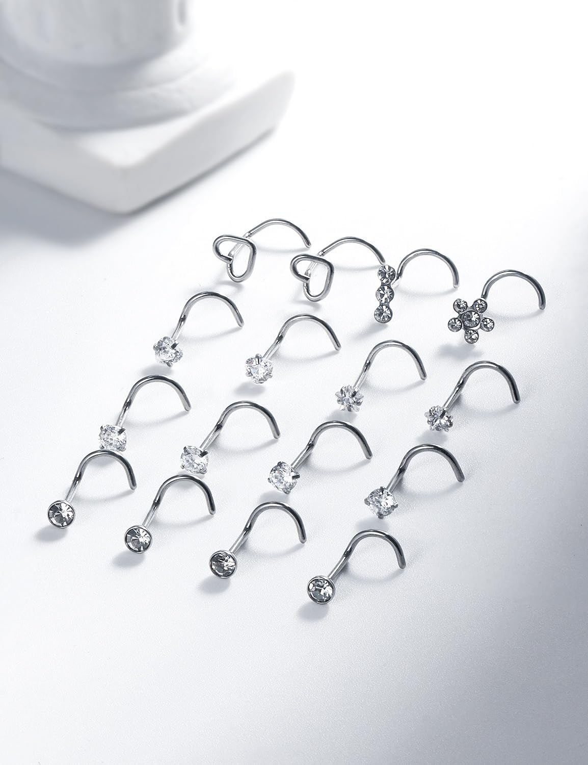 20G 18G Corkscrew Nose Rings Stud Surgical Steel Cubic Zirconia Nose Studs Heart-Shaped Nose Studs for Women Men Curved Screw Stud Nose Piercing Jewelry