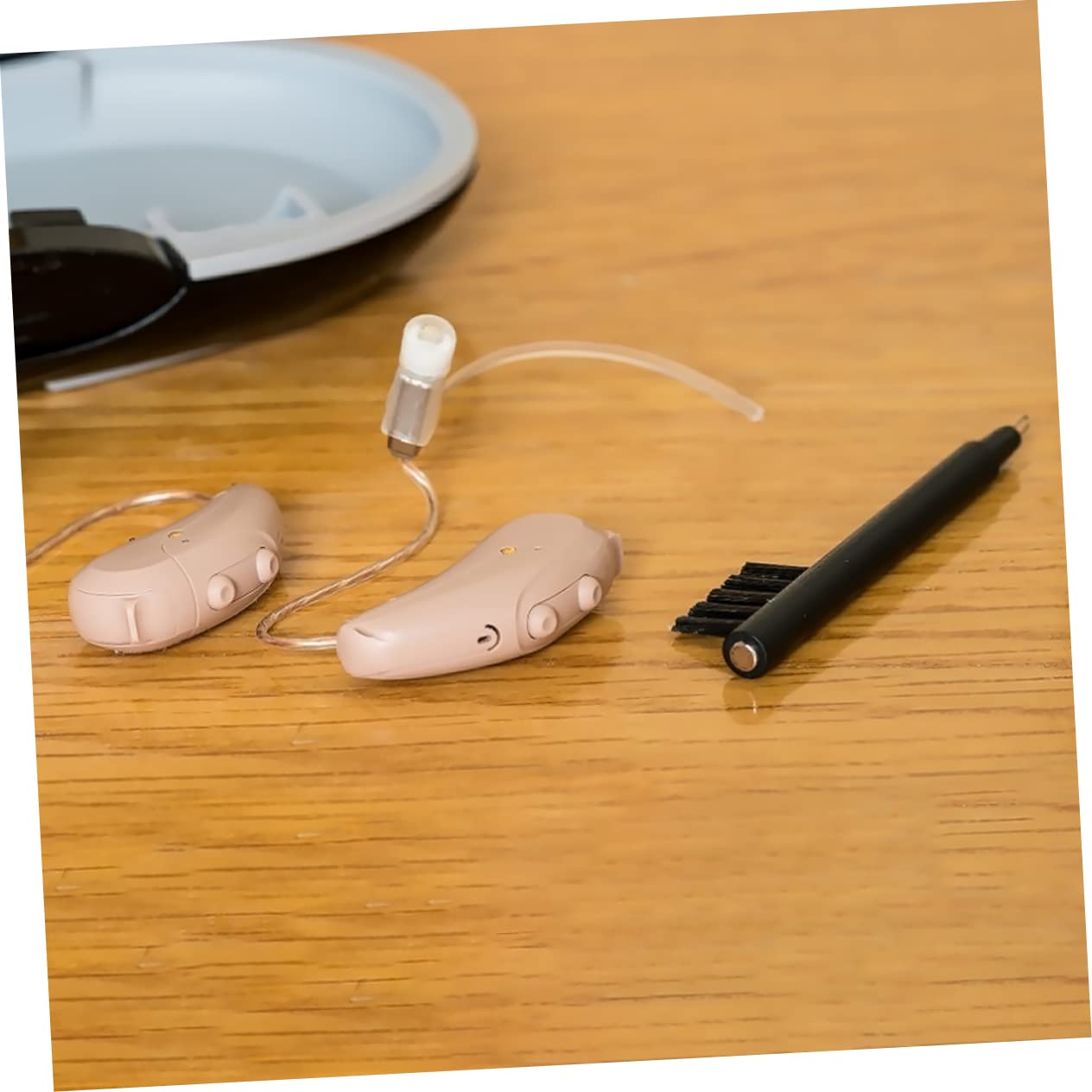 DECHOUS 3sätze -reinigungskit Teiliges Set Mit Bürsten Reinigungstuch Und Für Effektive Ohrenschmalzentfernung Und Pflege Von Hörgeräten Mit Praktischer Aufbewahrungsschachtel