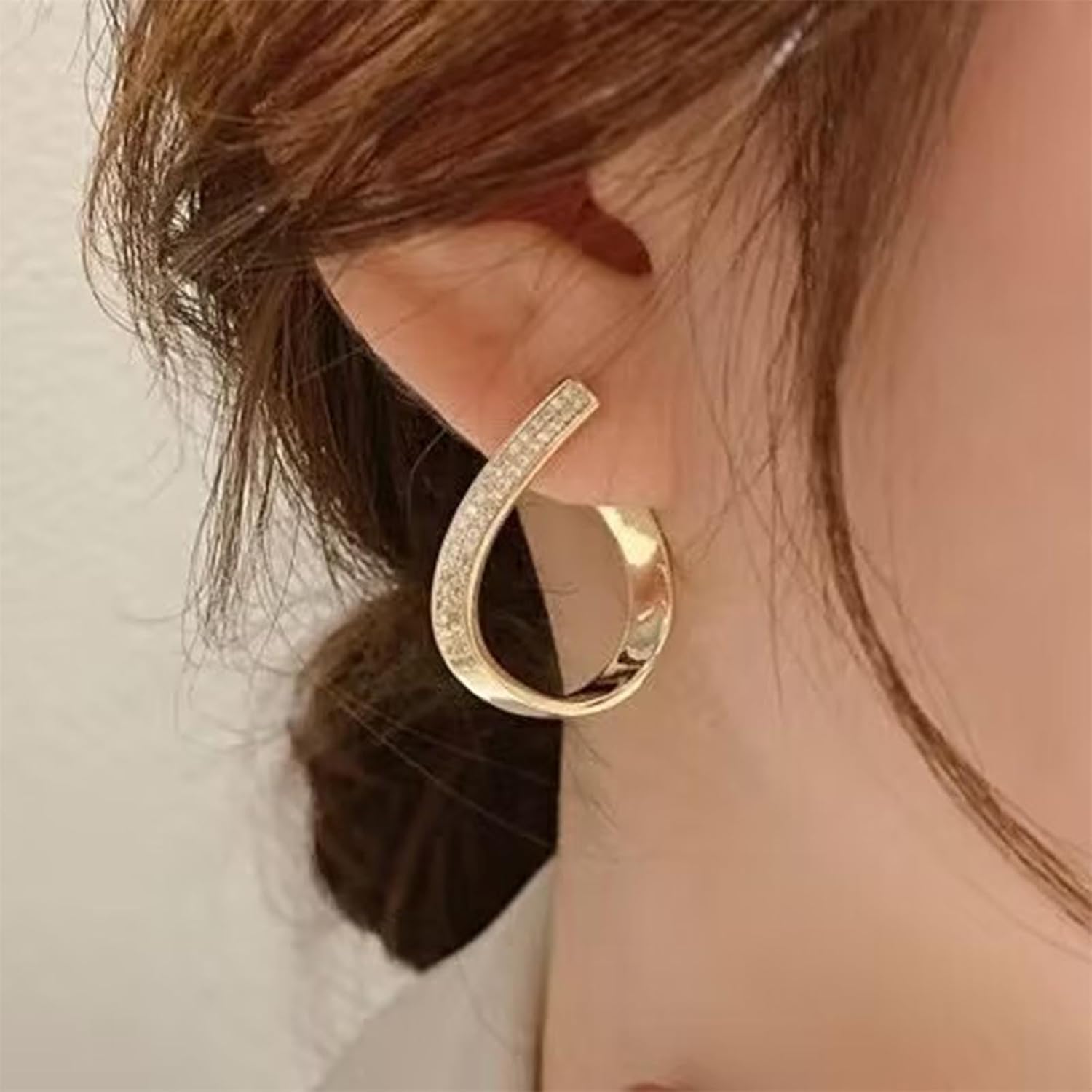 Minimalist Crystal Geometric Stud Earrings Gold Rhinestone Teardrop Dangle Earrings Large Plated Teardrop Earrings Hollow Waterdrop Stud Earrings Jewelry for Women - Image 2