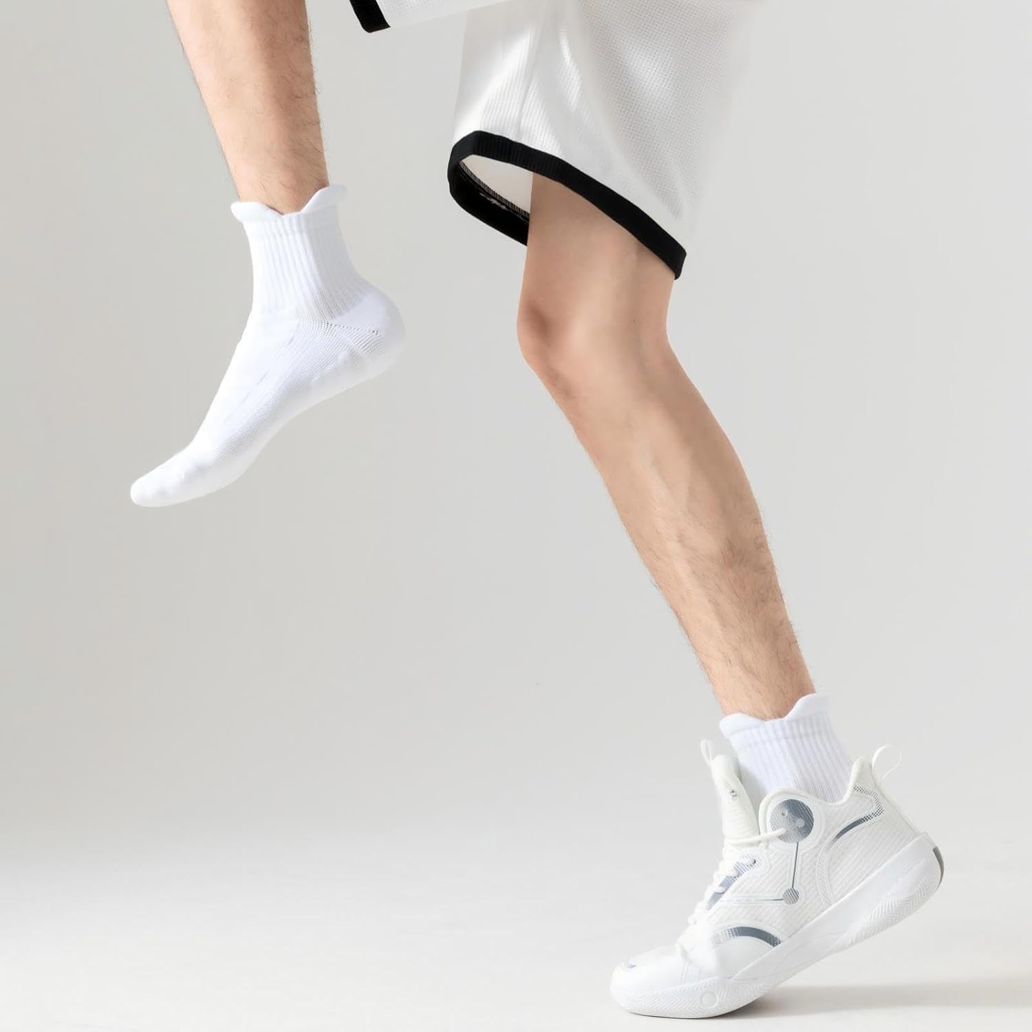Ergonomic mid-cut sports socks pack of five pairs for boys aged 13-16 years