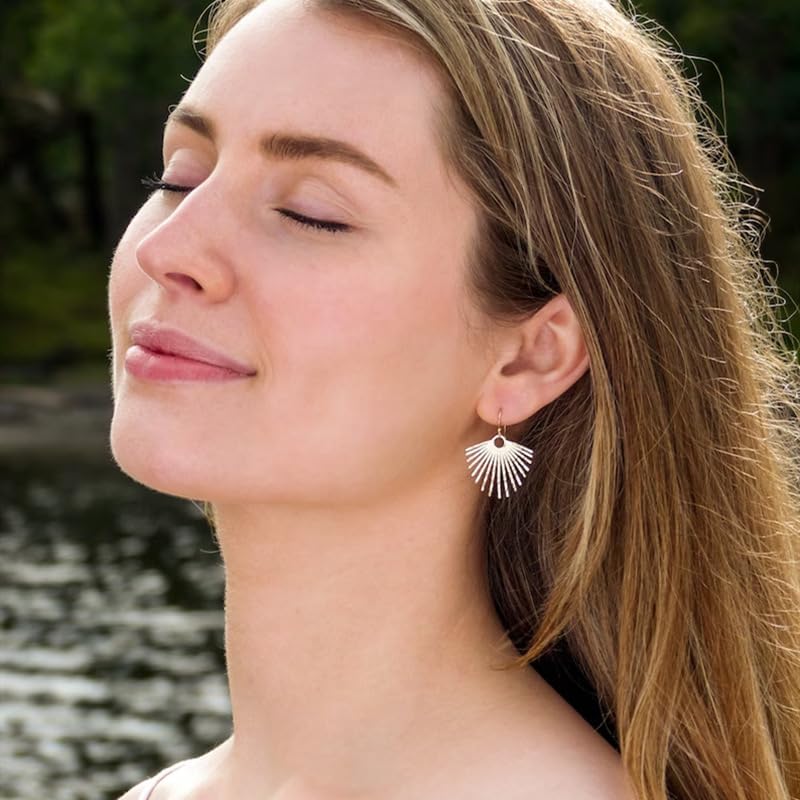 925 Sterling Silver / 14K Gold Earrings - Retro Bohemian Style Sunflower Pendant Drop Earrings, Fashion Party Jewelry, Ideal Gift for Women(Gold) - Image 3