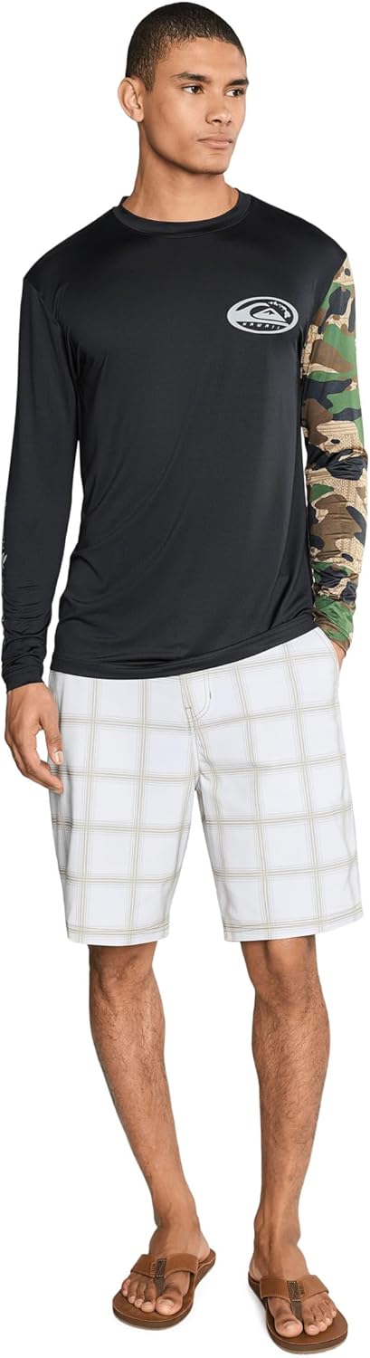 Quiksilver Men's Hi Everyday Long Sleeve Surf Tee