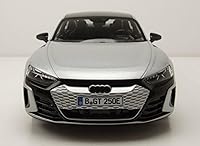 Vista 2 de Audi RS e-tron GT 2022 Escala 1:18 Edición Especial Colección