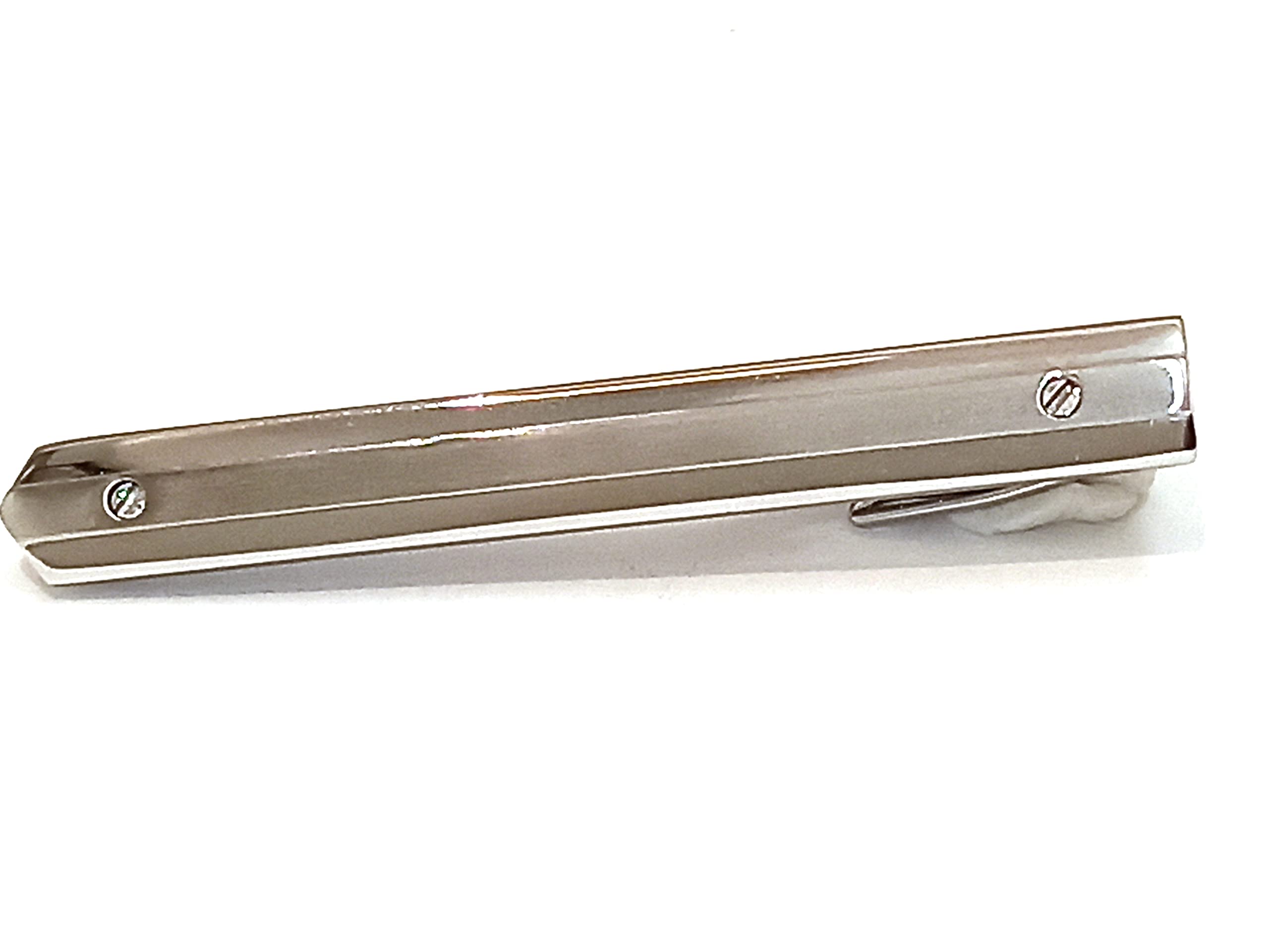 Barra de corbata de plata de diseño exclusivo para lucir impecable en bodas 8