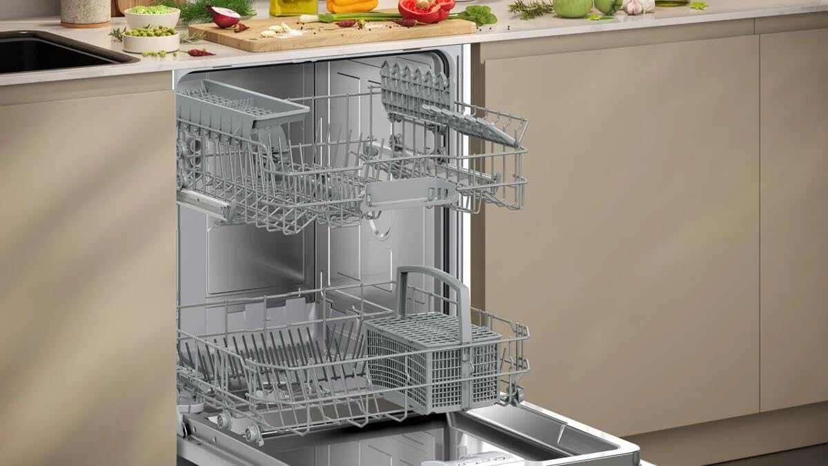 NEFF Lave-vaisselle intelligent, entièrement intégré, 60 cm, avec panier à couverts, nettoyage puissant avec Chef 70 °C, panier supérieur réglable en hauteur, bouton favoris, info Light, Aqua Stop