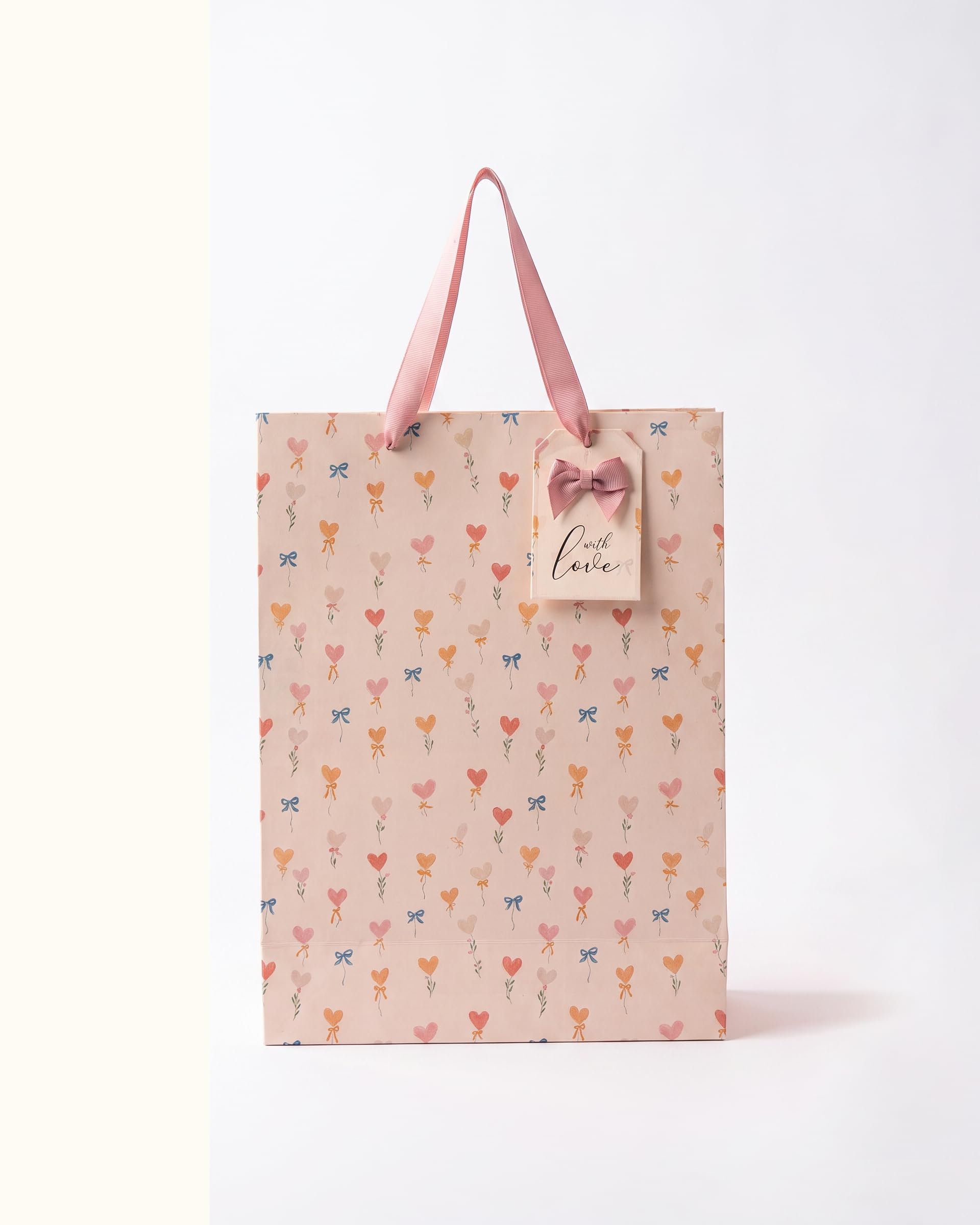 Hearts and Bows Medium bag Set of 5 | Matt Finish, Gift bags-image-9