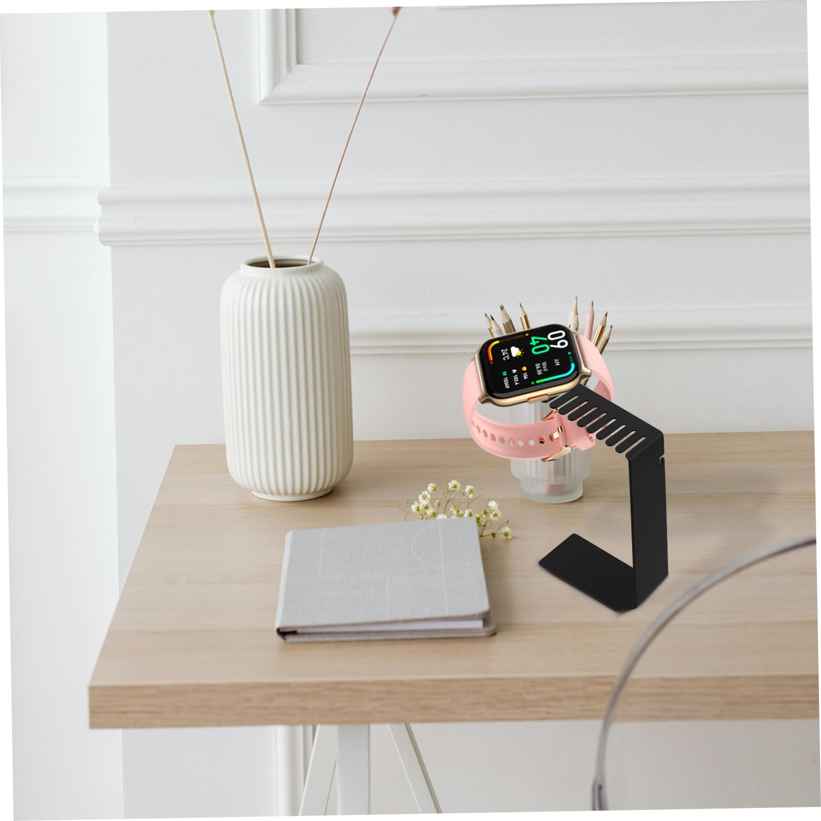 Supporto Caricatore Per Smartwatch Inossidabile Con Organizer Per Cinturini Base Di Ricarica Elegante e Salvaspazio Per Orologi Intelligenti Nero