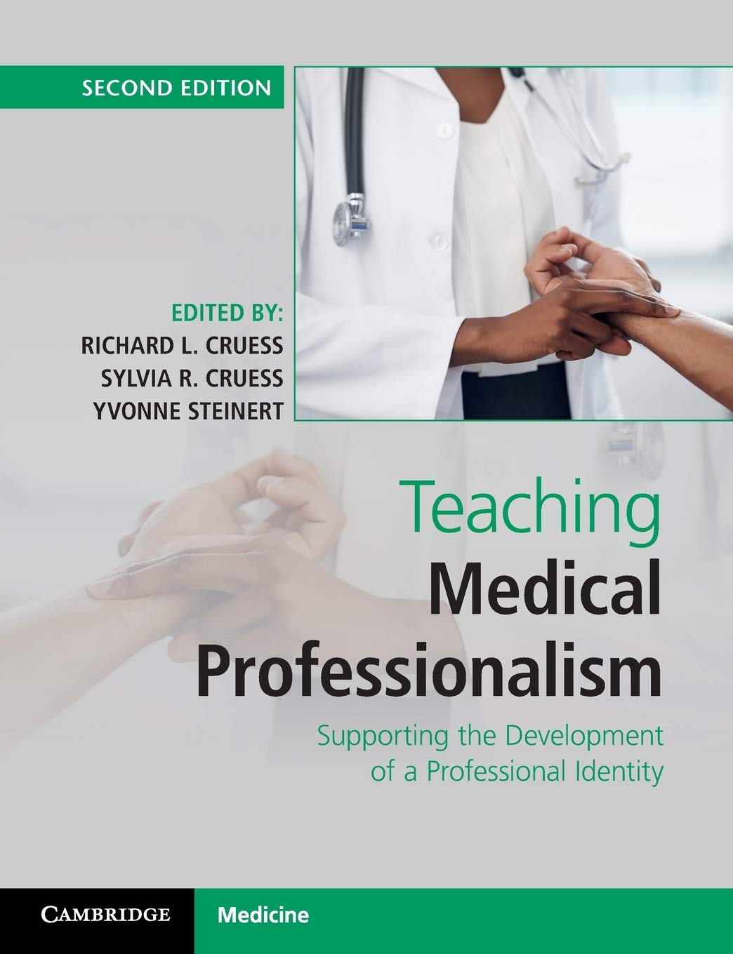 Cambridge University Press - Teaching Medical Professionalism - Paperback Book