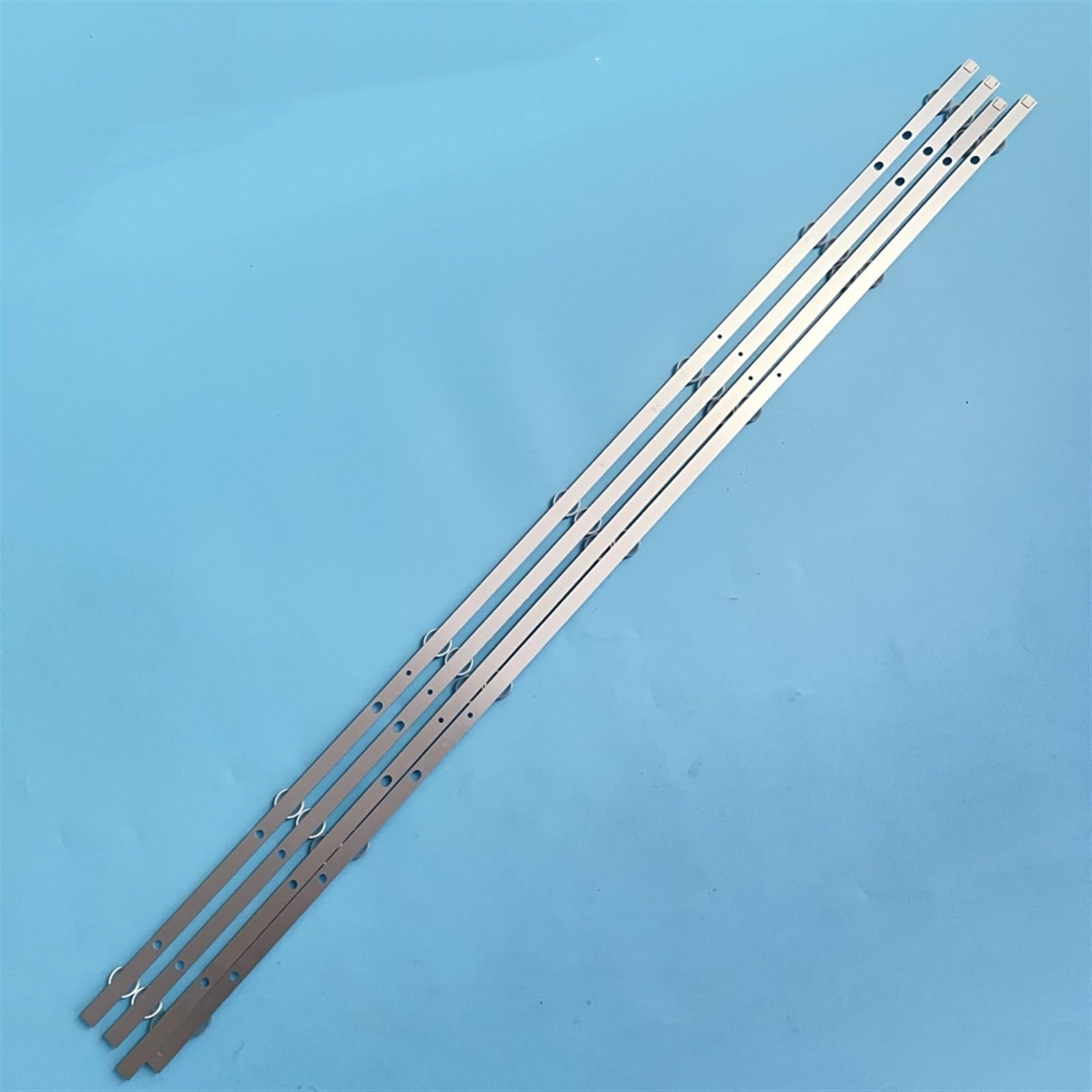 Bande Rétroéclairage LED 21 Pour TCL 43F8, 43P611, 43P618... - 810 Mm - 6V - Aluminium