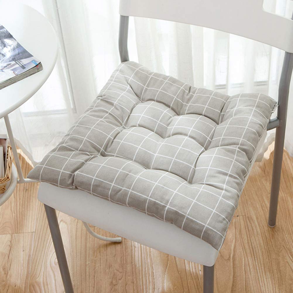 Coussin carré en coton et lin pour créer votre espace zen de méditation