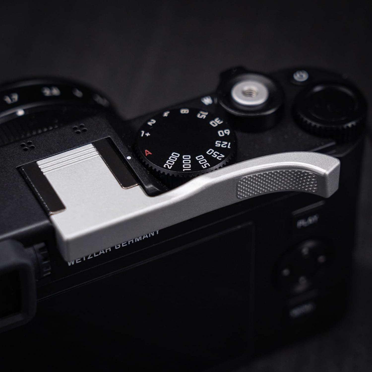 Metal Thumb Up Grip for Leica D-LUX8 DLUX8 Camera, Hot Shoe Thumb Rest Support Grip ，Exclusive Vintage Anti-Slip Pattern, Enhance The camera's Grip Feel (Silver)