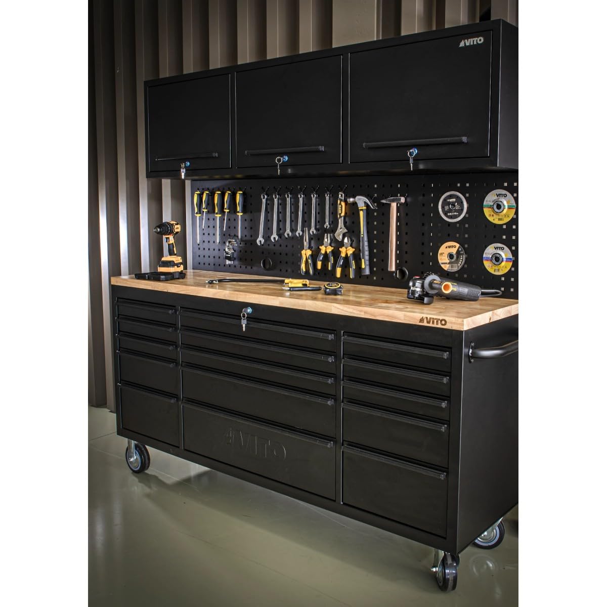 VITO - Etabli d'atelier sur roues Design - Armoire 3 Portes 182 x 51 x 186 cm 15 tiroirs à frein - Plan de travail Bois Charge 500kg