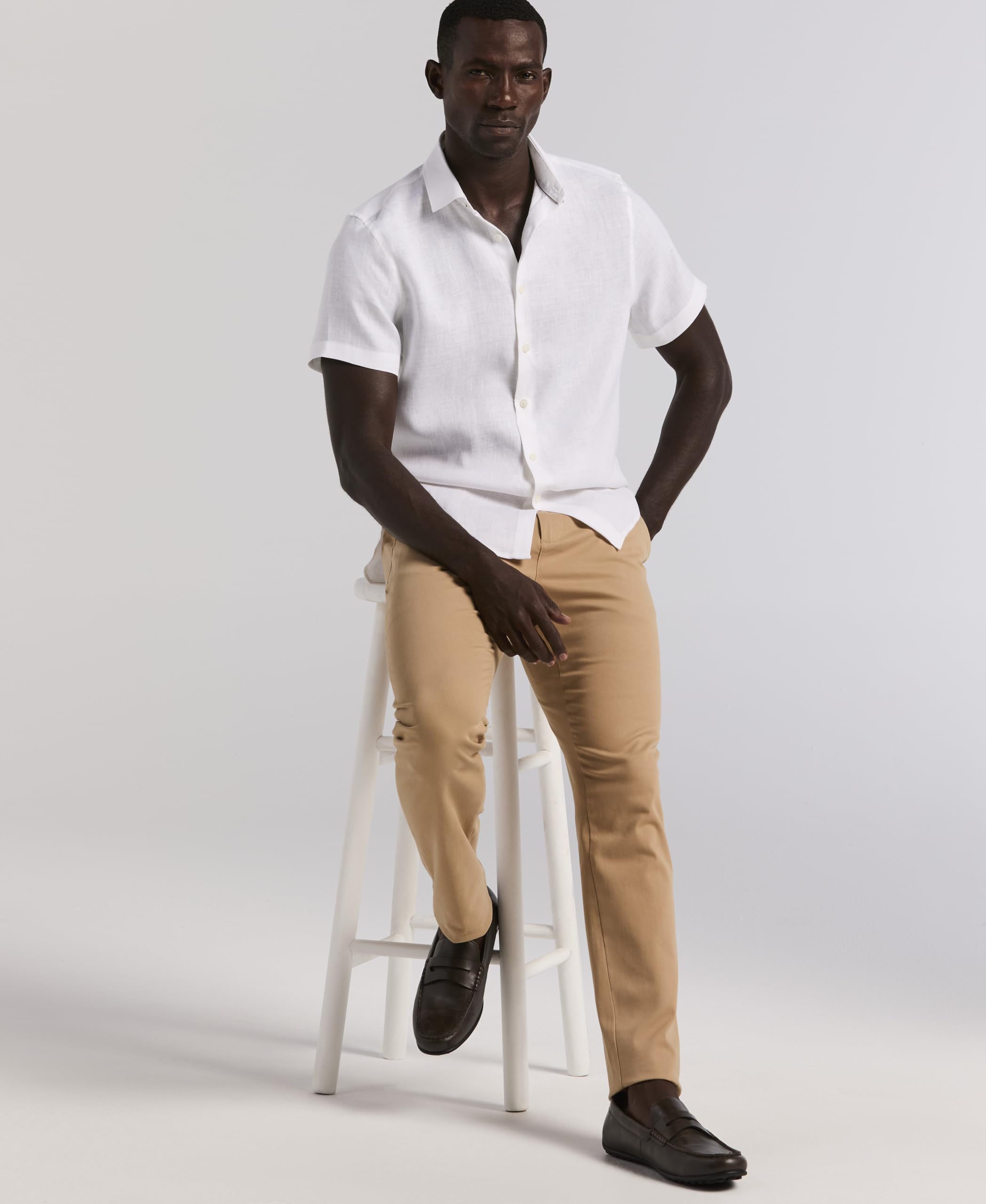 Perry Ellis Solid Linen Short Sleeve Button-Down Shirt Camisa de Manga Corta con Botones de Lino Liso Hombre (Pack de 1)