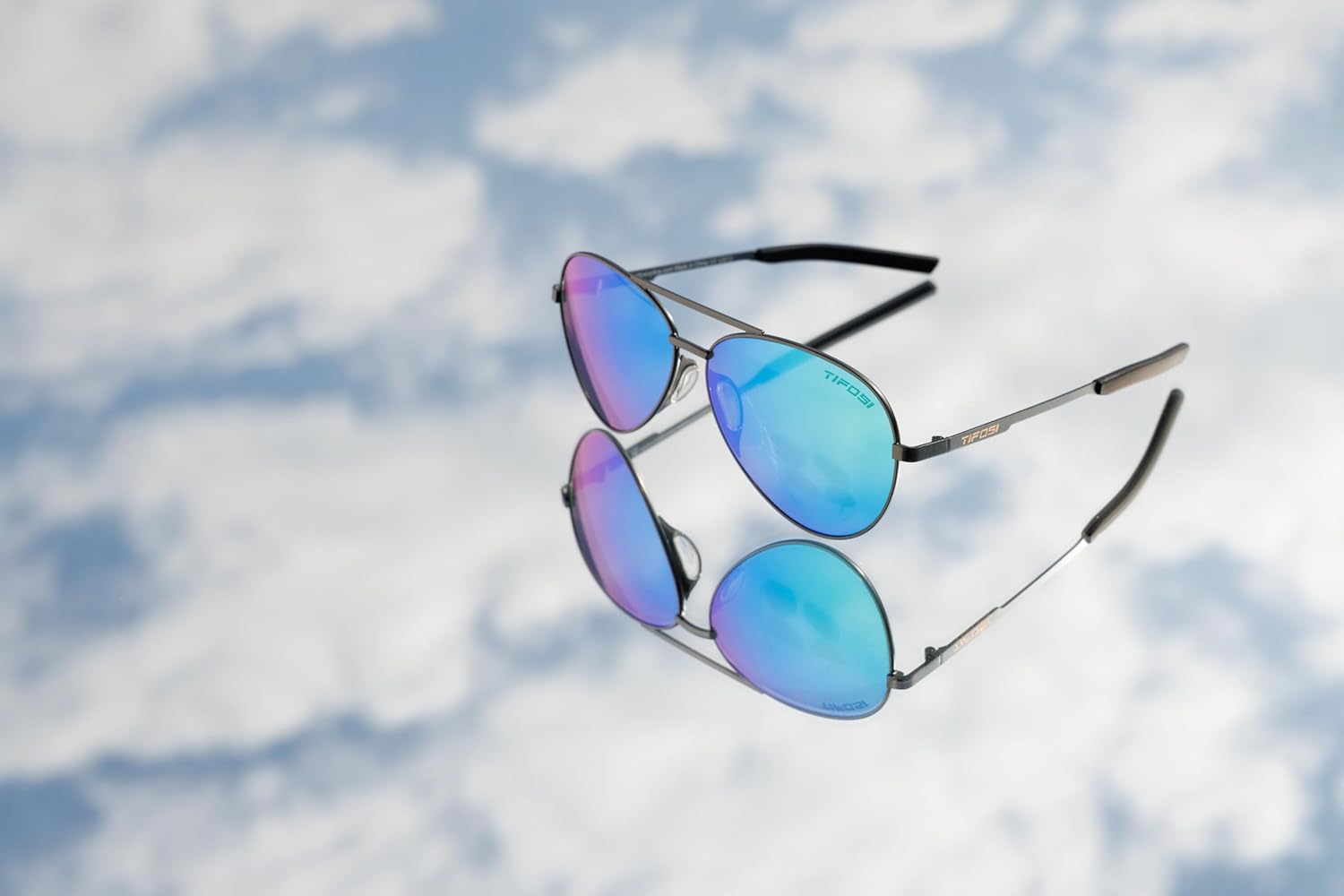 Shwae Tangle Free Aviator Sunglasses For Men & Women - Ideal For Flying, Golf, Hiking, Running and Great Lifestyle Look