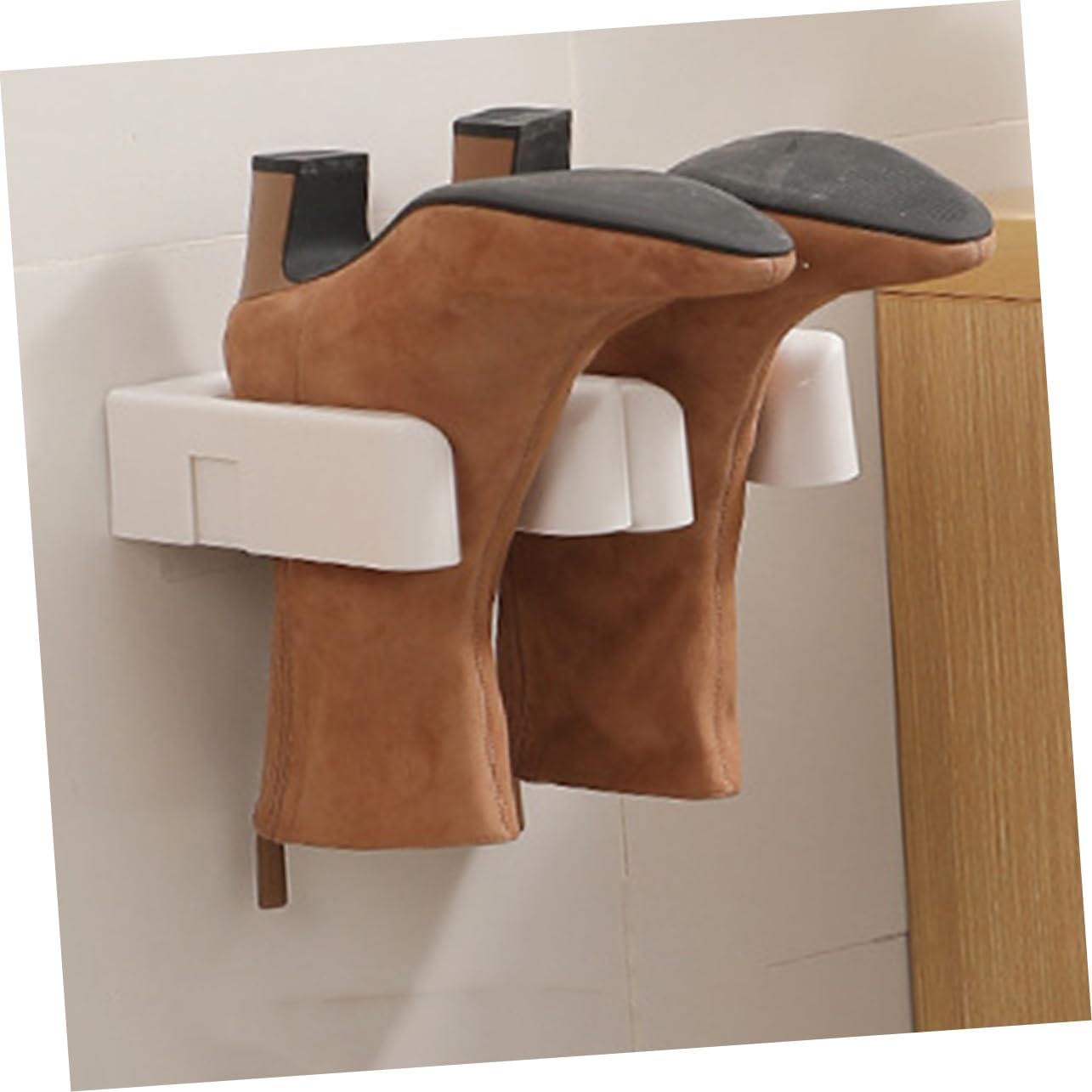KOMBIUDA 2pcs Hanging Boot Organizer Wall Mounted Plastic Rack for Closet