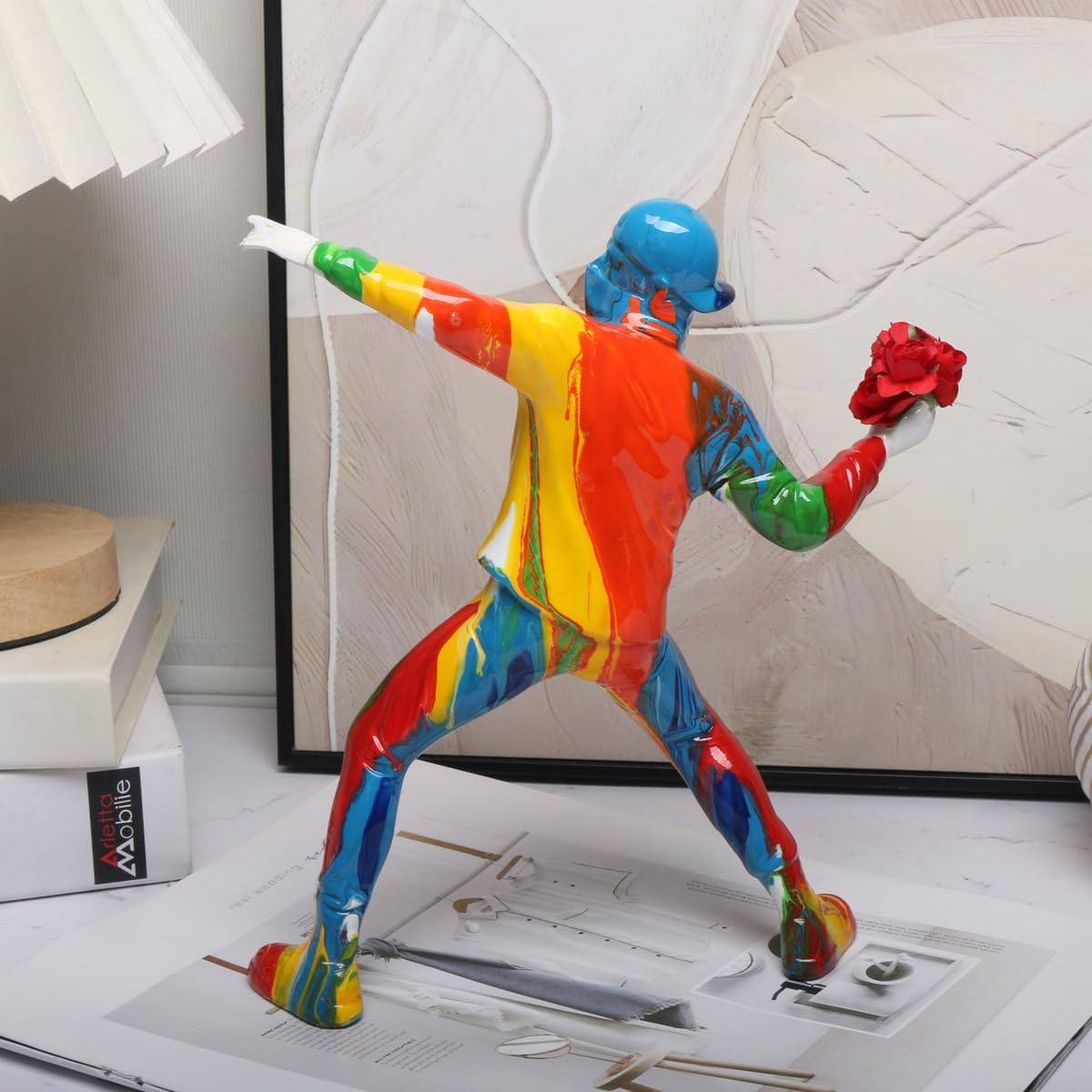 Flower Thrower Sculpture, Resin Statue for Home Decoration,Living Room, Office Desk and Bookshelf Ornaments, Modern Decorative Character Figurines, Art Decorations (Colorful)