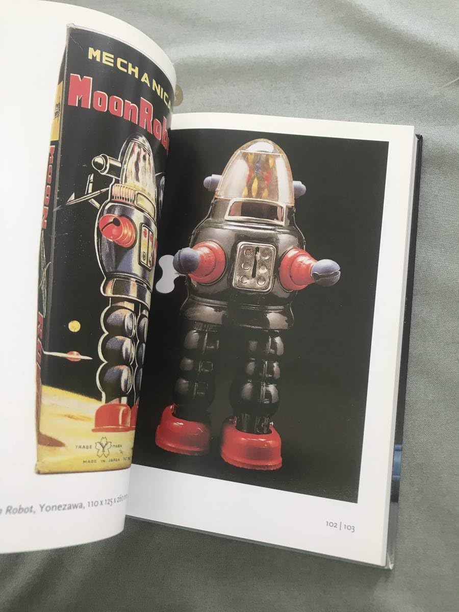 Amazon.co.jp: ロボットと宇宙船 本 写真集 ブリキのおもちゃ