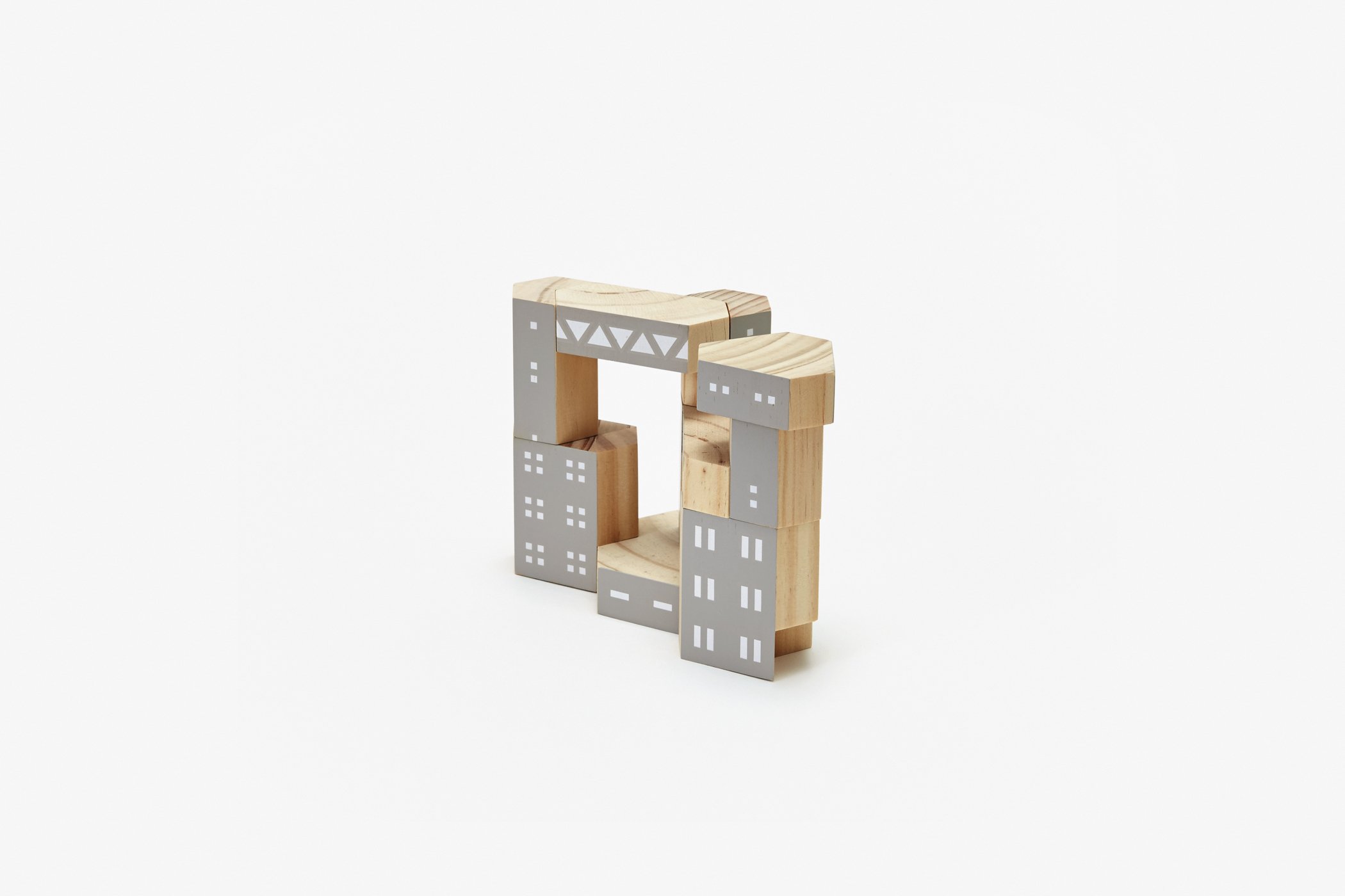 Areaware BLOCKITECTURE - drewniane klocki budowlane | James Paulius/brutalism
