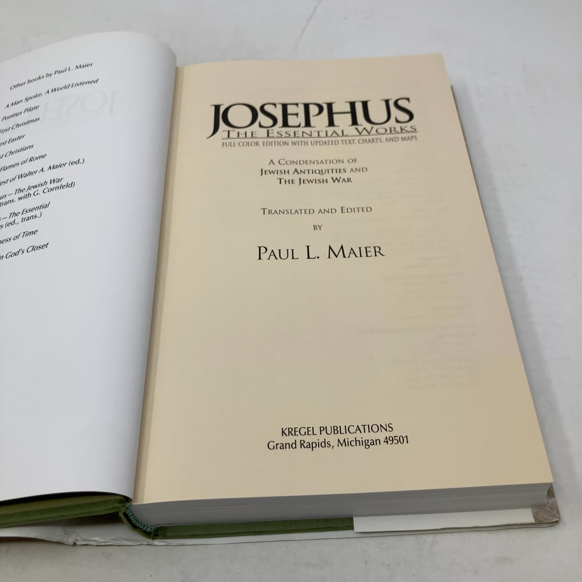 Josephus, the Essential Works: A Condensation of Jewish Antiquities and the Jewish War