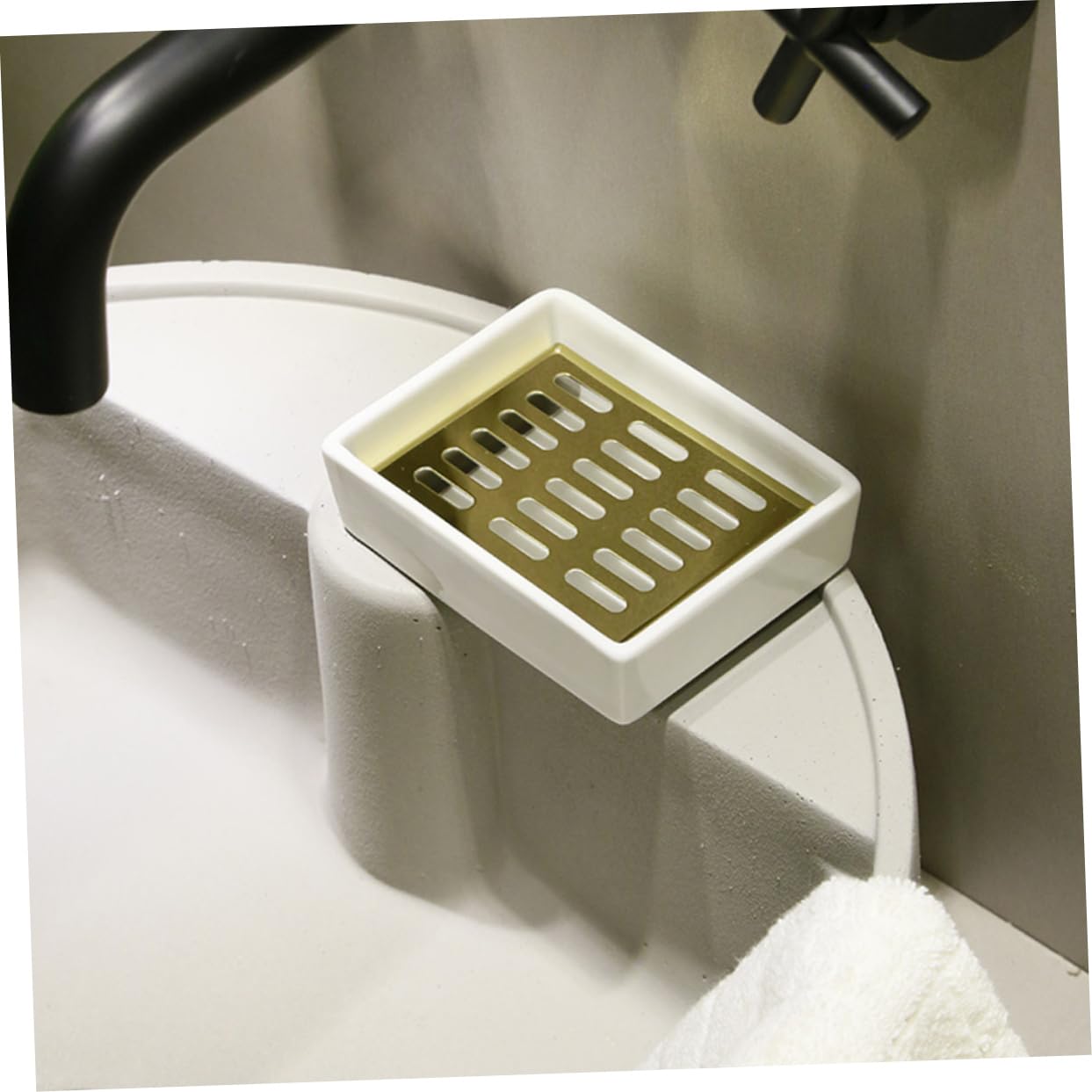 Jabonera de Cerámica con Bandeja Escurridora de Acero Inoxidable | Doble Capa con Liner Interno Extraíble, Acabado Dorado, Fácil de Lavar y Mantiene el Jabón Seco