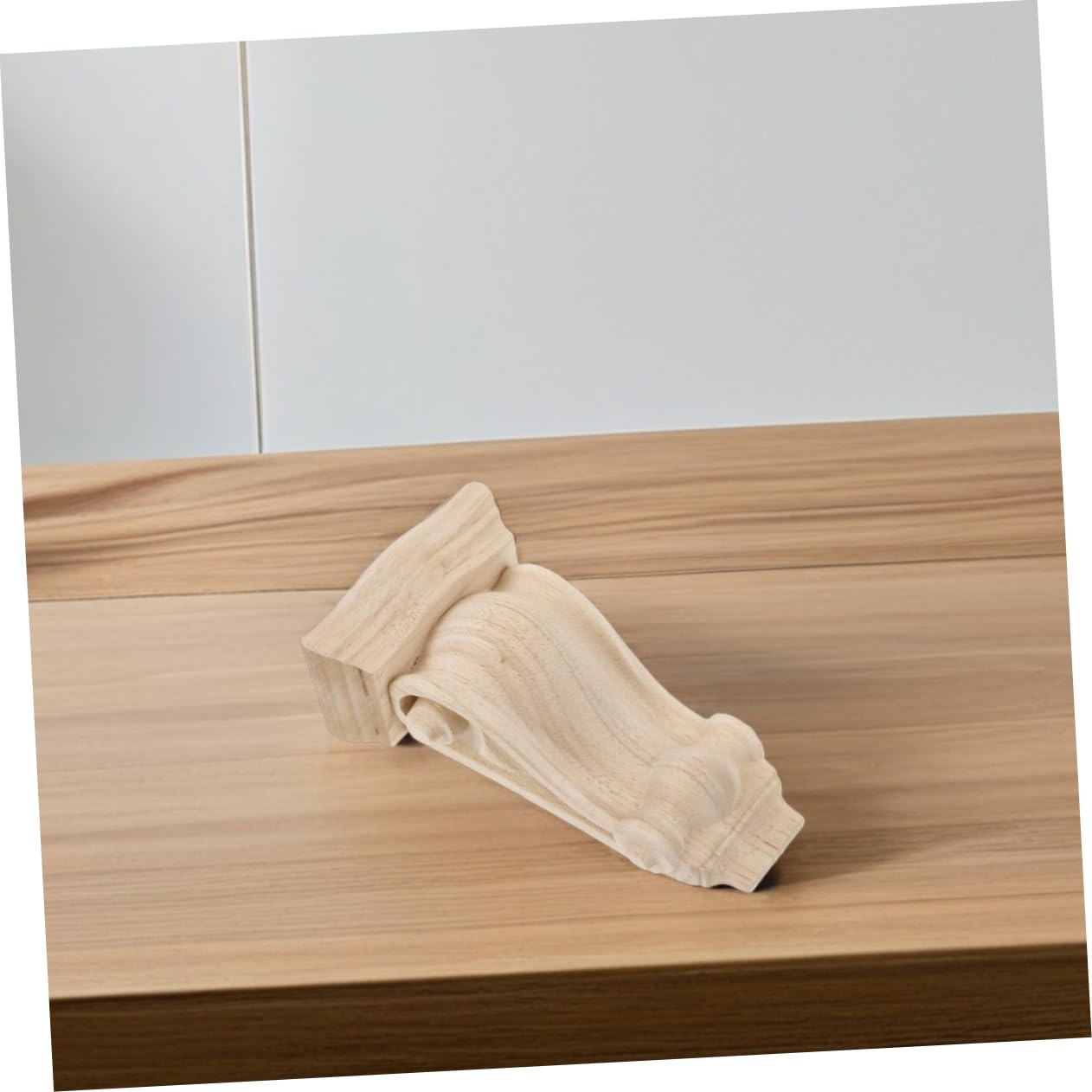 Soportes de Madera Tallada a Mano Estilo Europeo para Estantes y Muebles